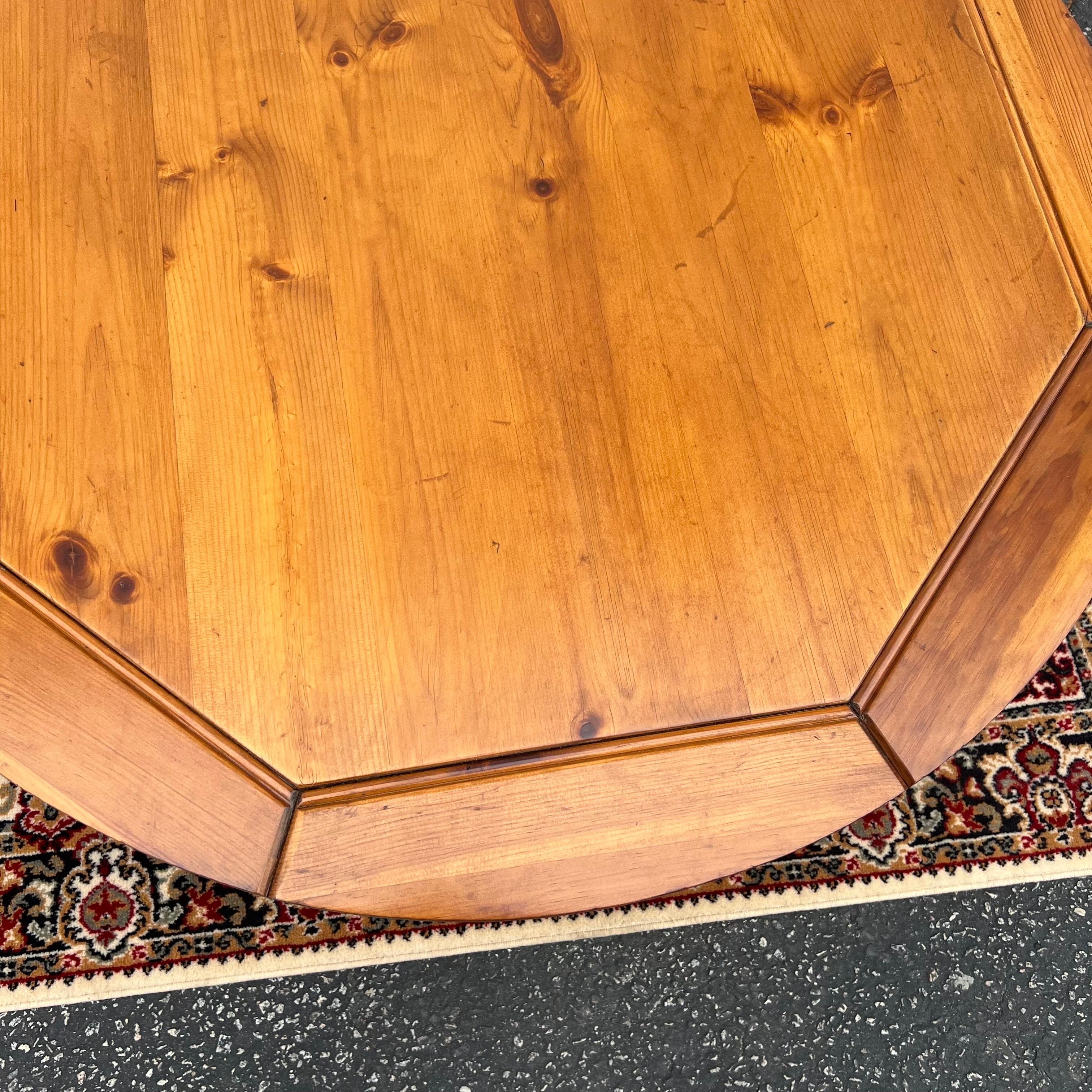 Unknown Mid-20th Century Round Pine Coffee Table For Sale