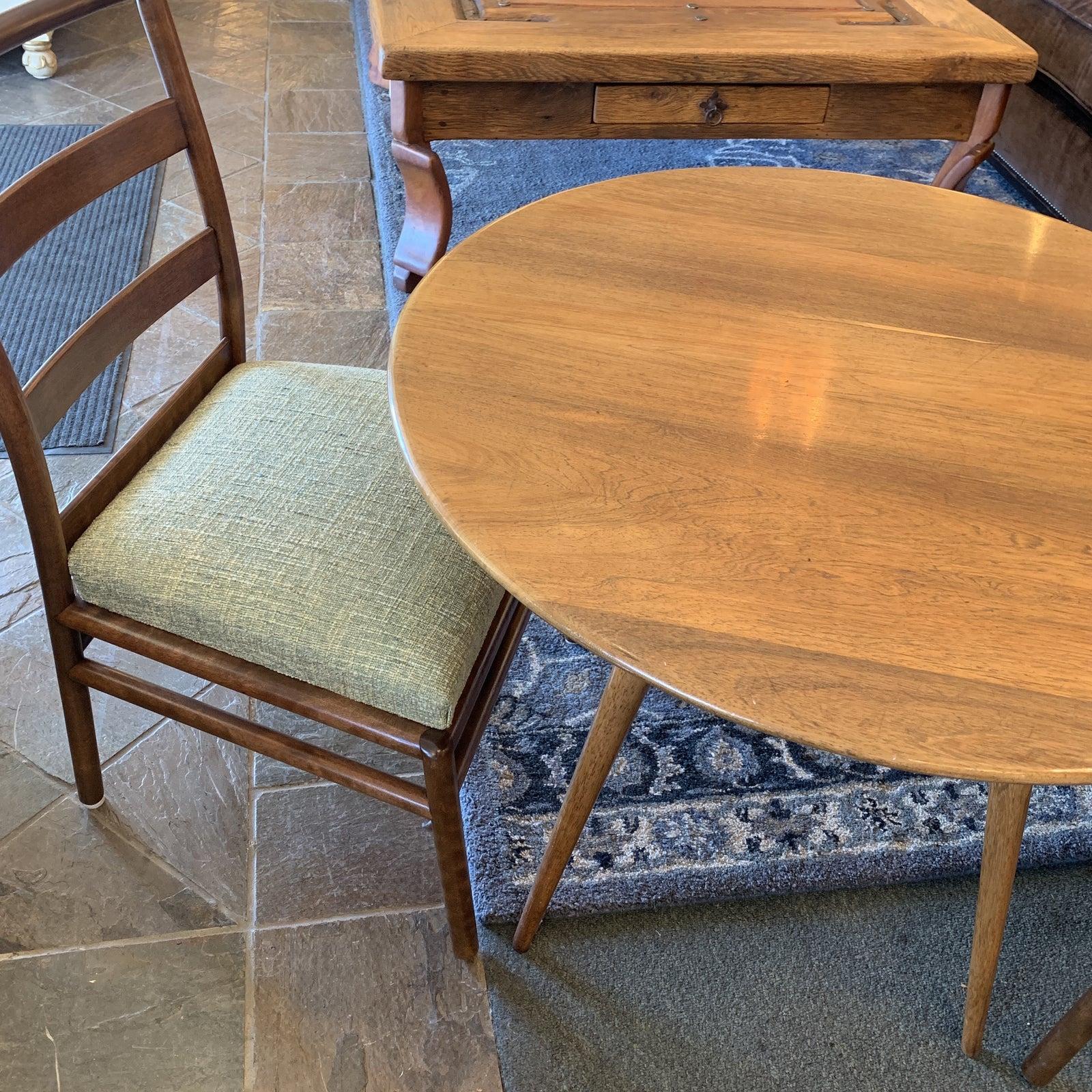 Other Mid-20th Century Round Walnut Dinning Table For Sale