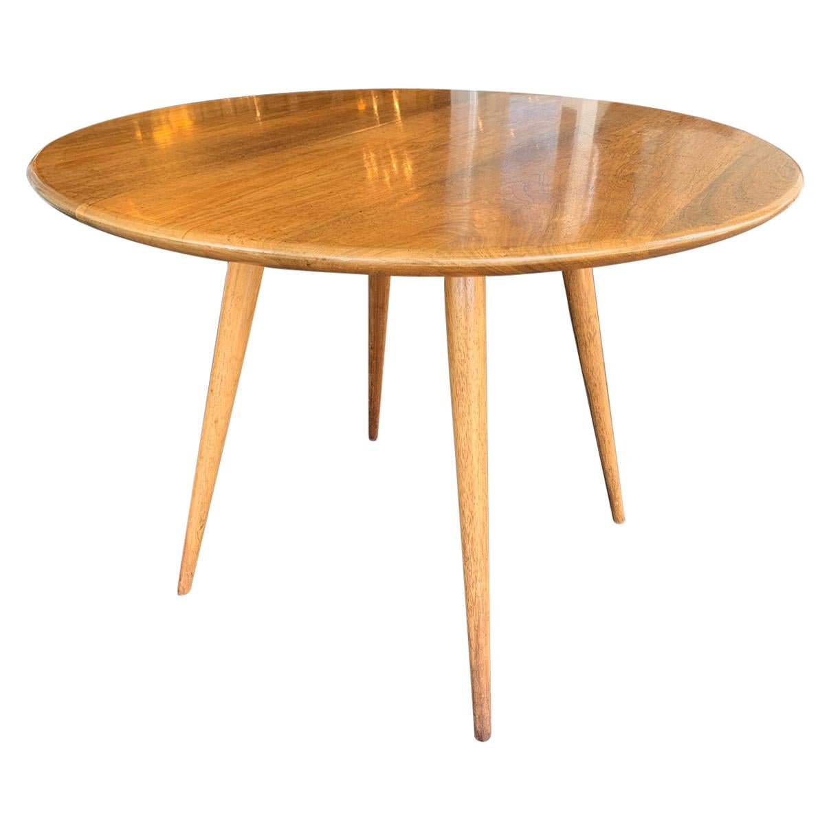 Mid-20th Century Round Walnut Dinning Table For Sale