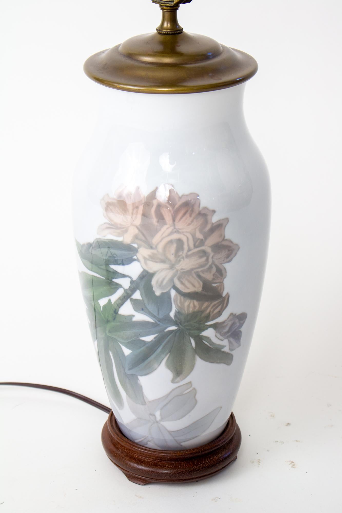 Mid 20th Century Royal Copenhagen Rhododendron Table Lamp In Good Condition For Sale In Canton, MA