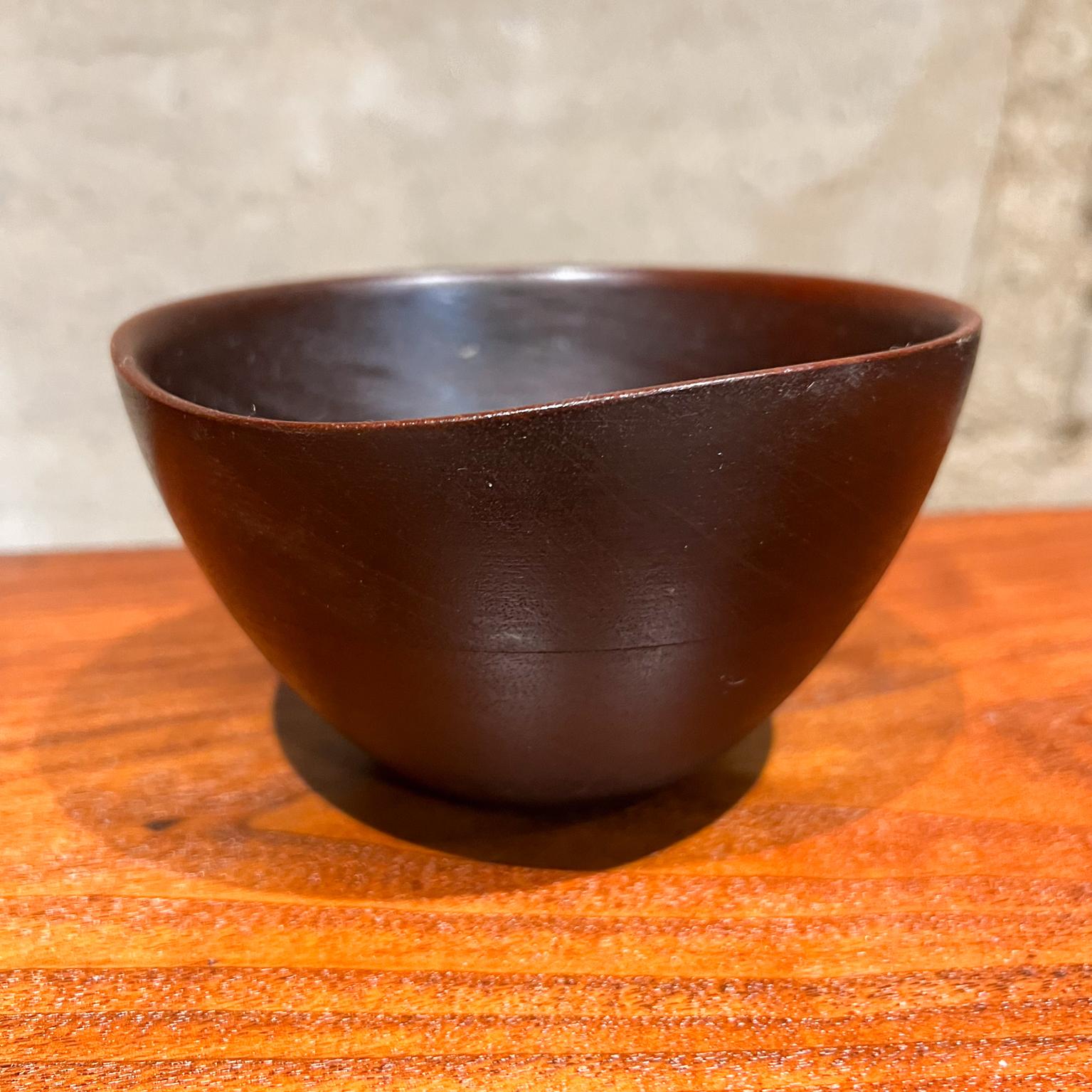 MCM Sculptural Salad Bowl Set of Nine in Turned Walnut Wood In Good Condition In Chula Vista, CA