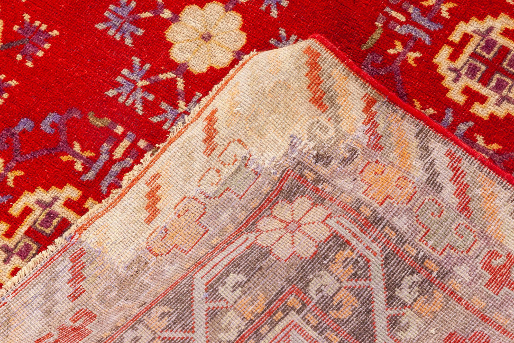 Mitte des 20. Jahrhunderts Samarkand Handgefertigter Wollteppich (Wolle) im Angebot