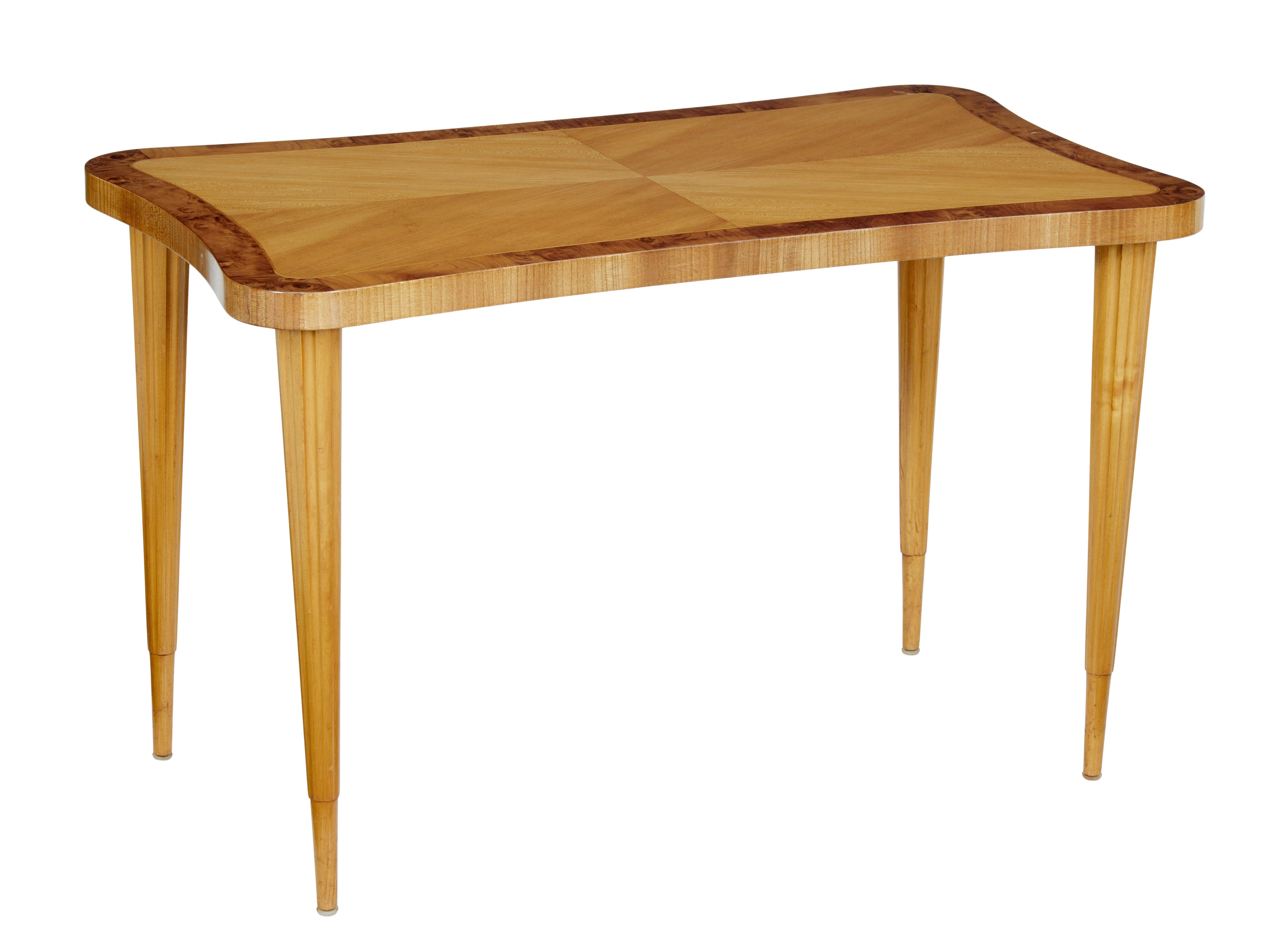 Mid 20th century Scandinavian birch shaped coffee table In Good Condition For Sale In Debenham, Suffolk