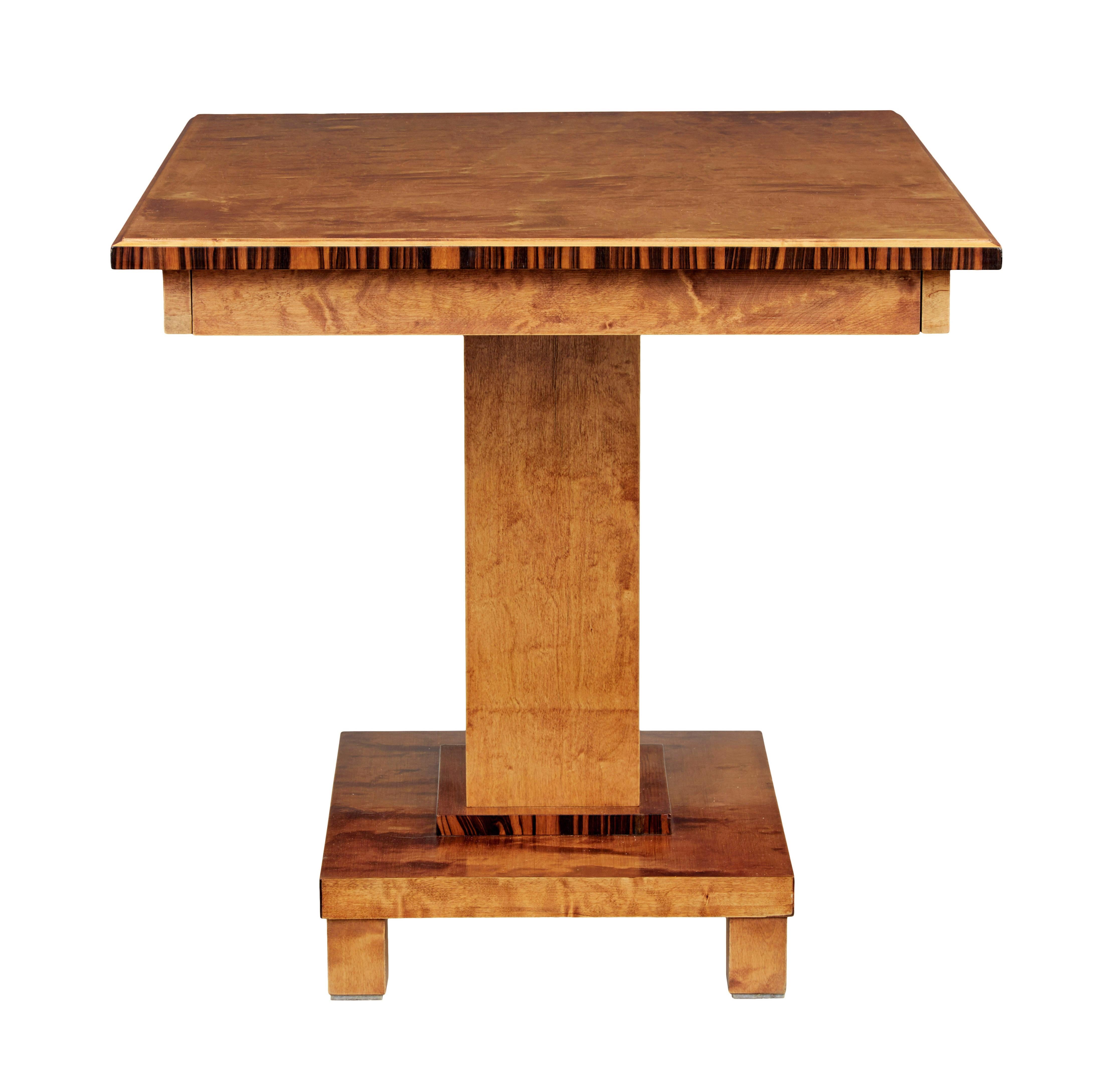 Mid 20th century Scandinavian birch side table In Good Condition In Debenham, Suffolk