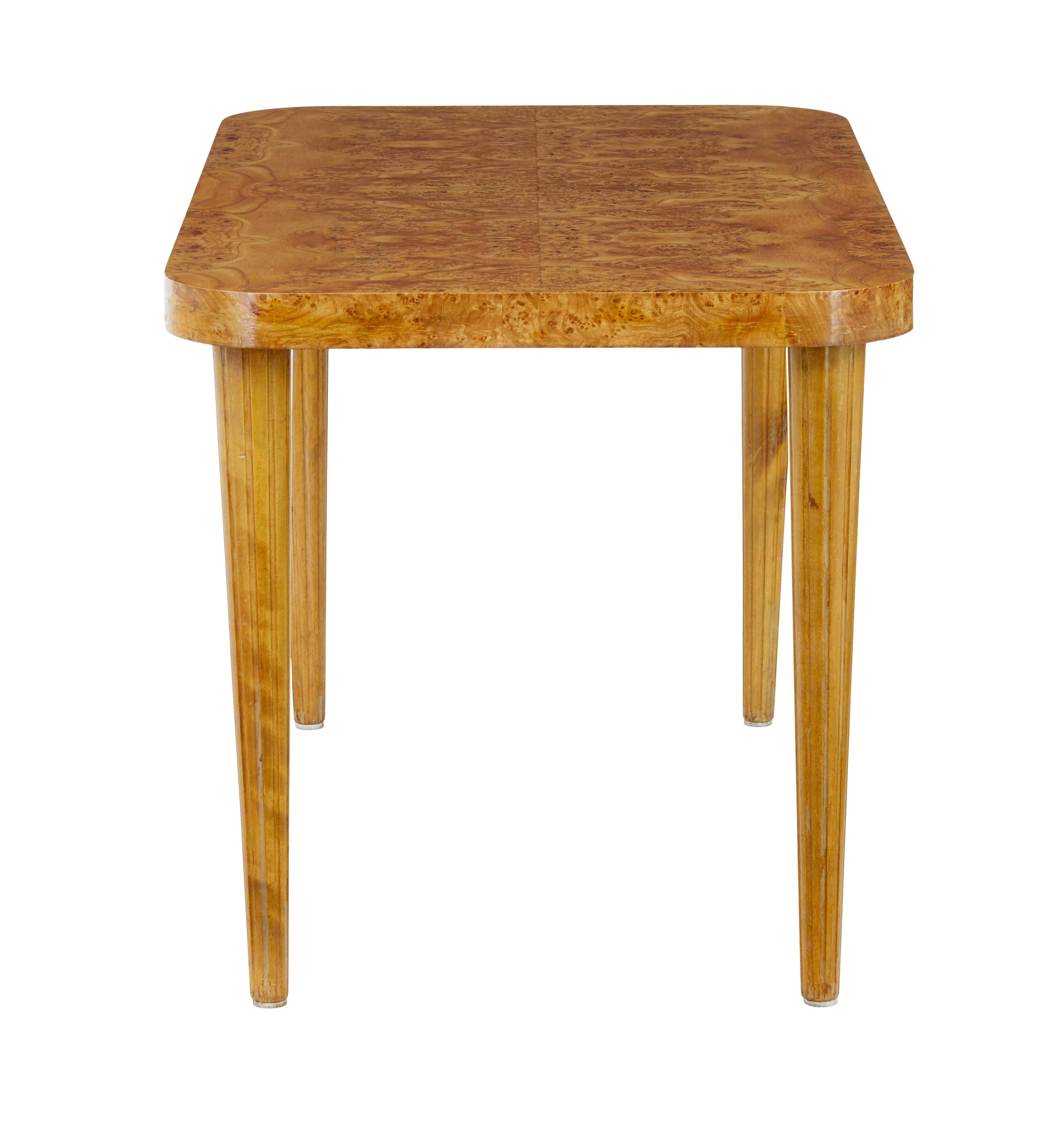 Skandinavischer Couchtisch aus Ulmenwurzeln, Mitte 20. (Art déco) im Angebot