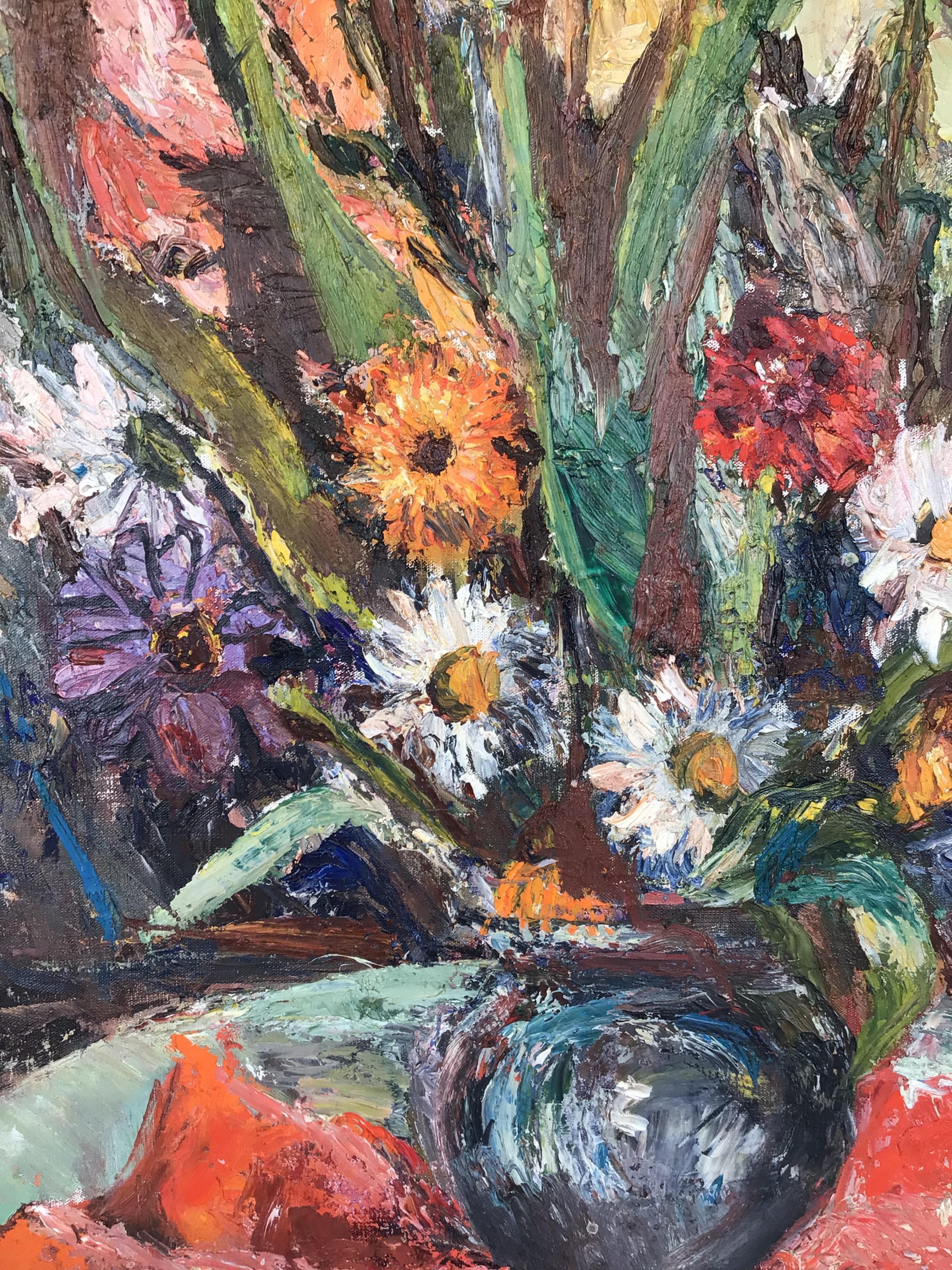 Olio su pannello incorniciato della metà del XX secolo, raffigurante un vaso di fiori in vendita 1