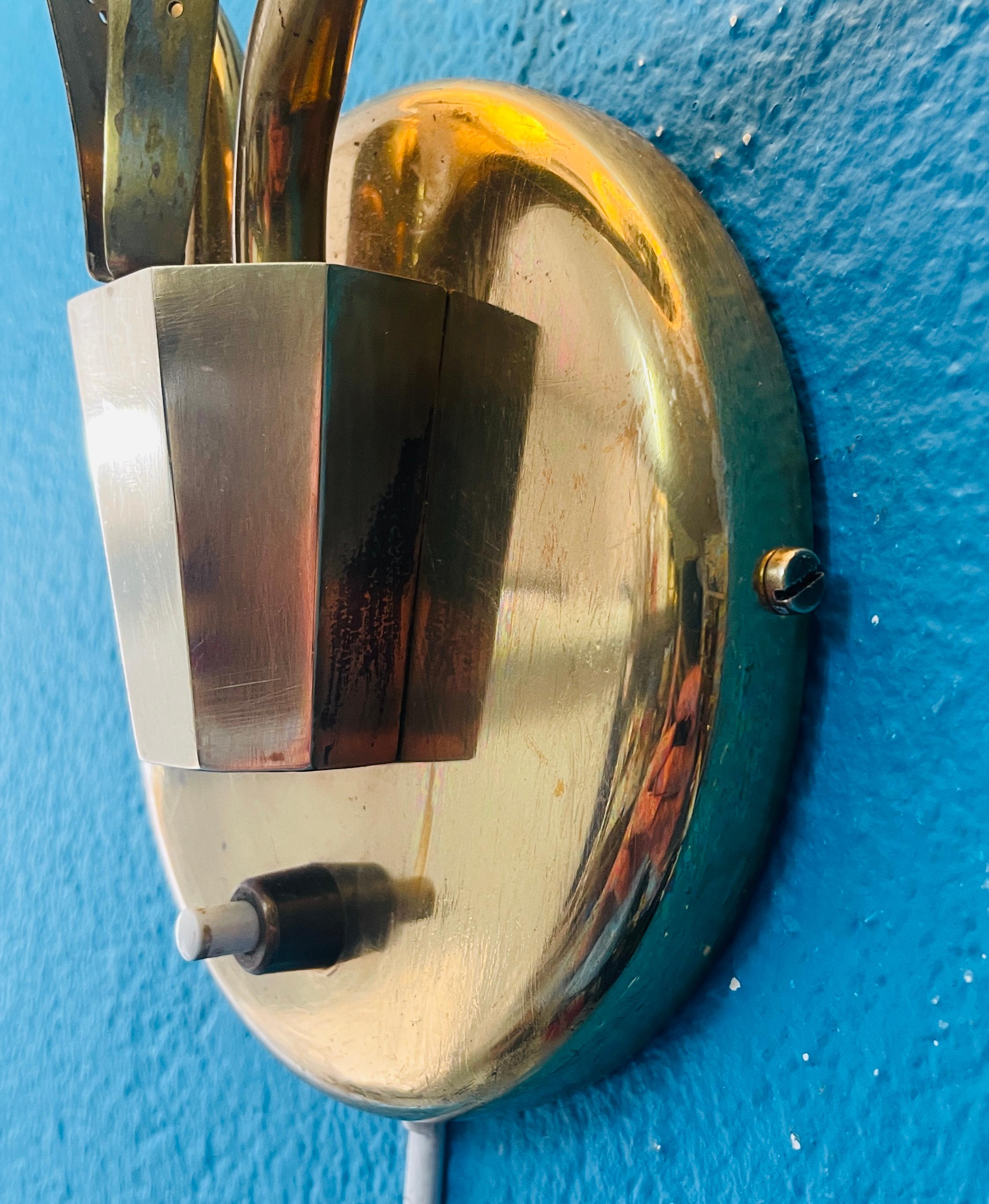 Mid 20th Century Scandinavian Modern Brass Wall Lamp, Style Of Paavo Tynell For Sale 6