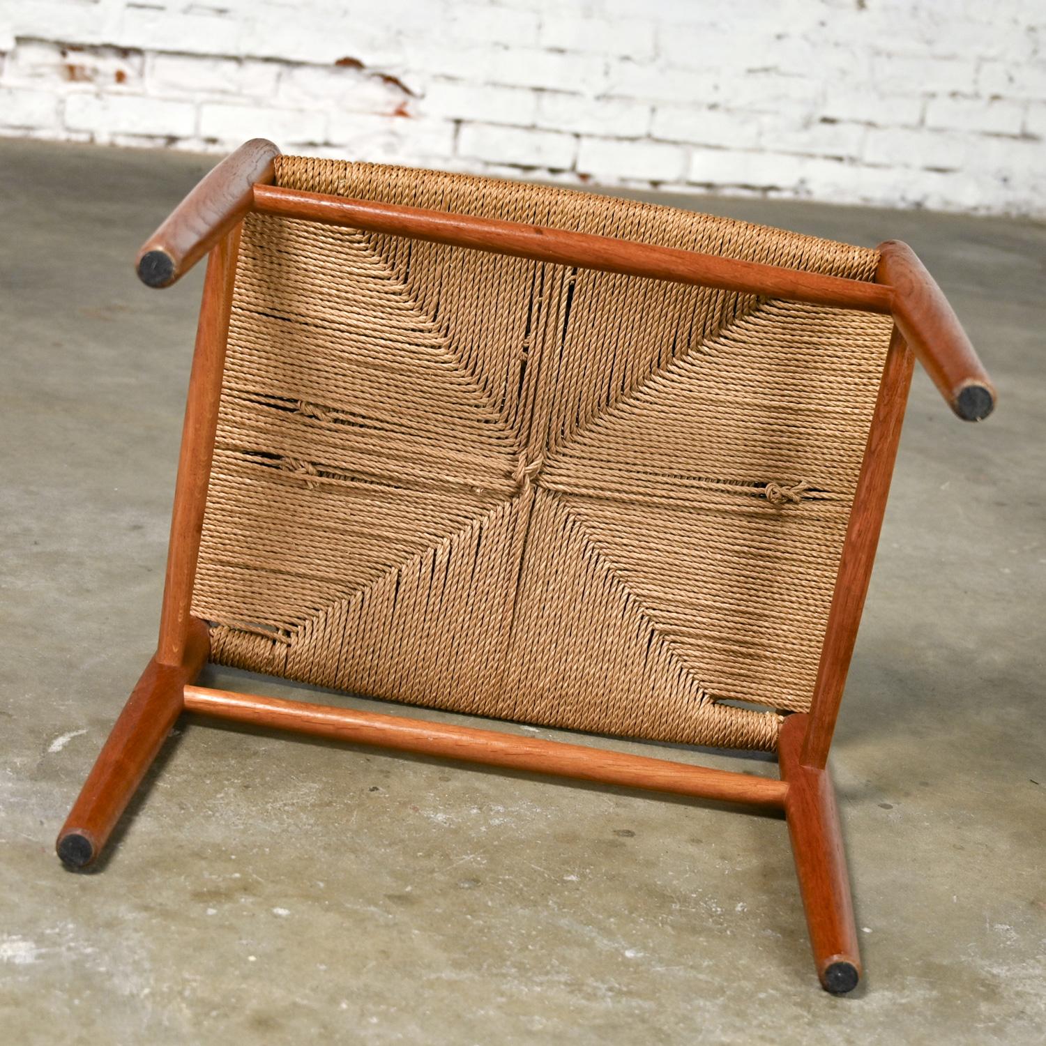 Mid-20th Century Scandinavian Modern Low Stool Teak with Natural Paper Cord Seat 7