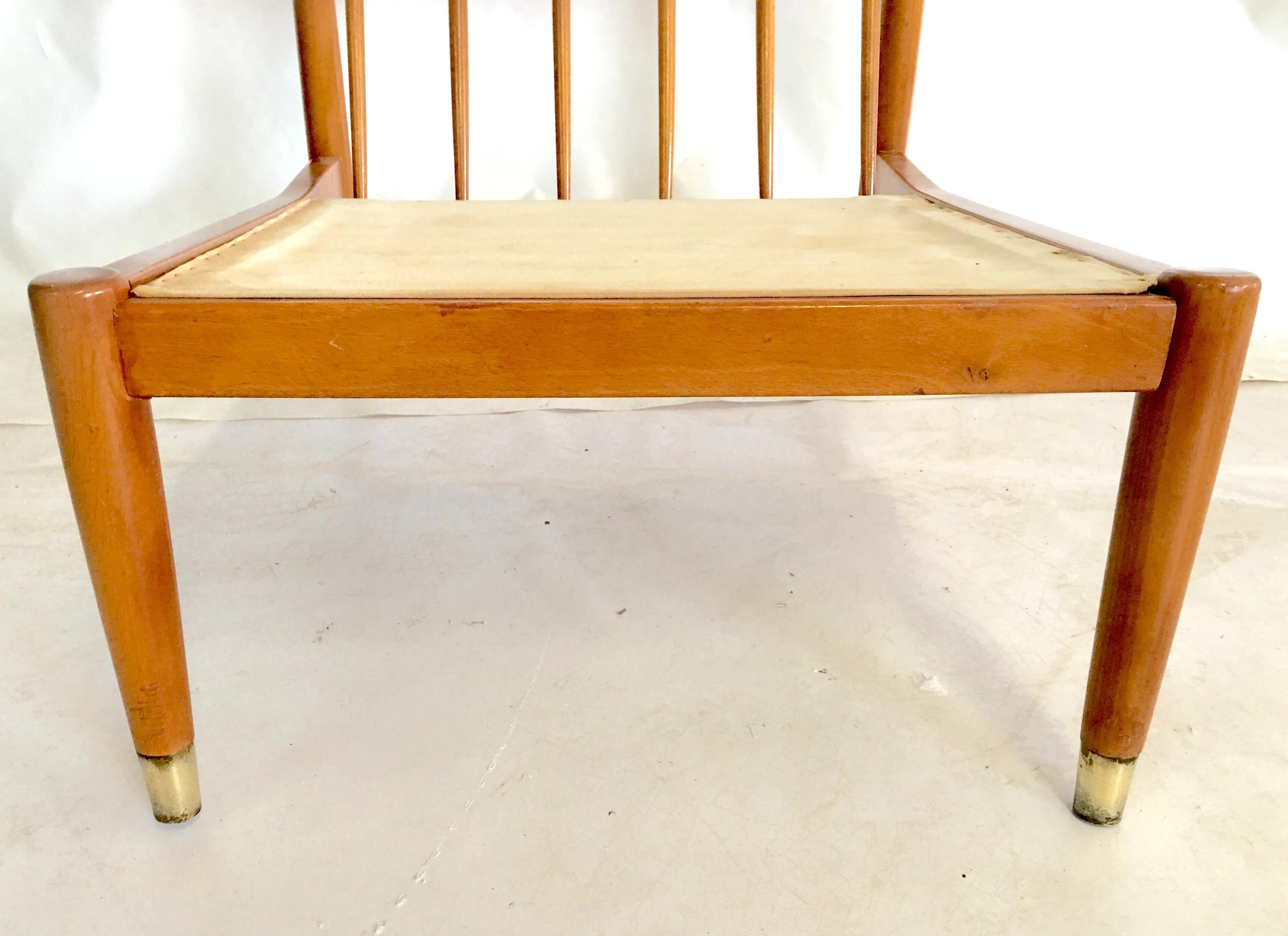 Mid 20th-Century Scandinavian Modern Pair Of Beech Wood Slipper Chairs For Sale 3
