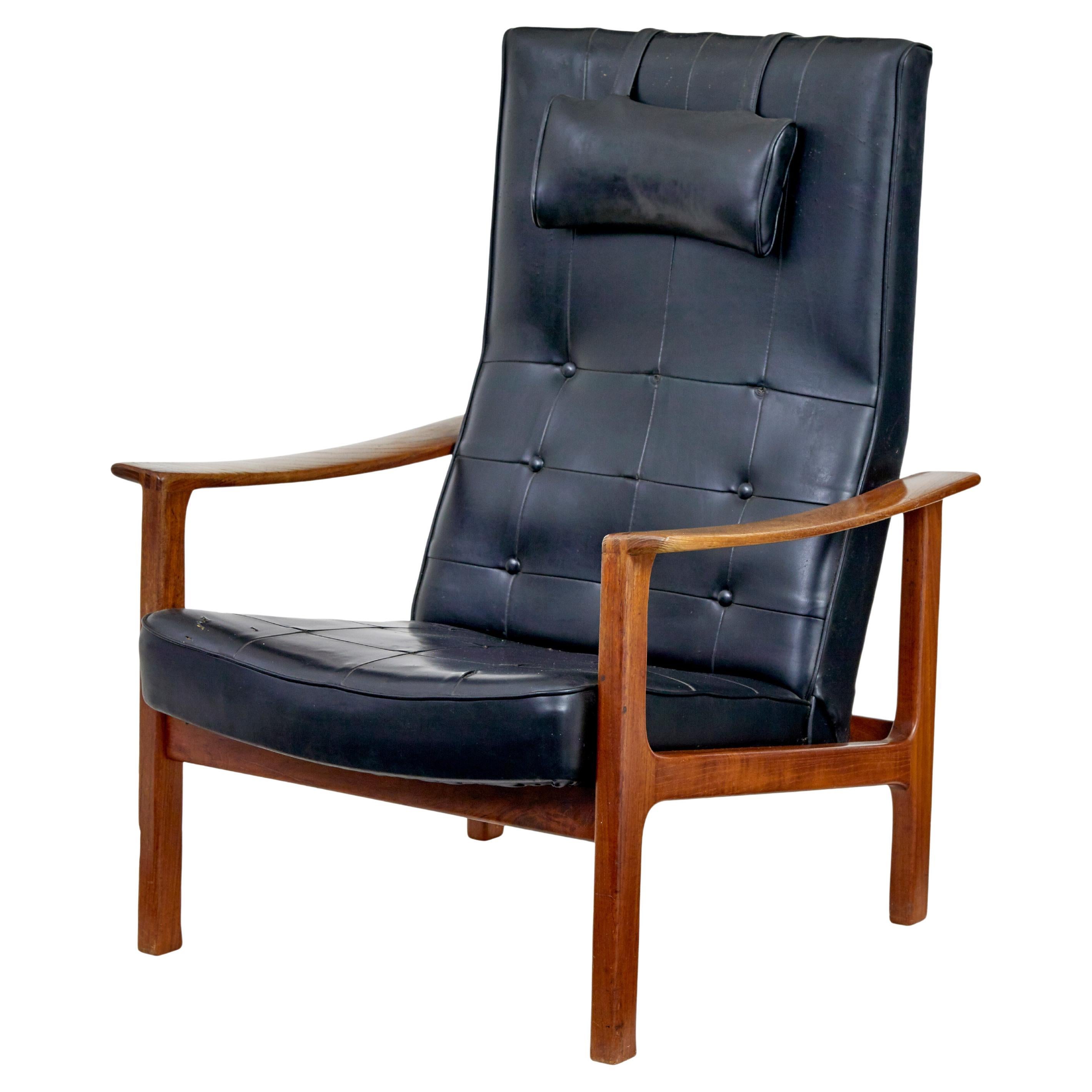 Mid 20th century Scandinavian modern teak reclining leather armchair For Sale
