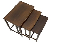 Set di tavolini scandinavi della metà del XX secolo