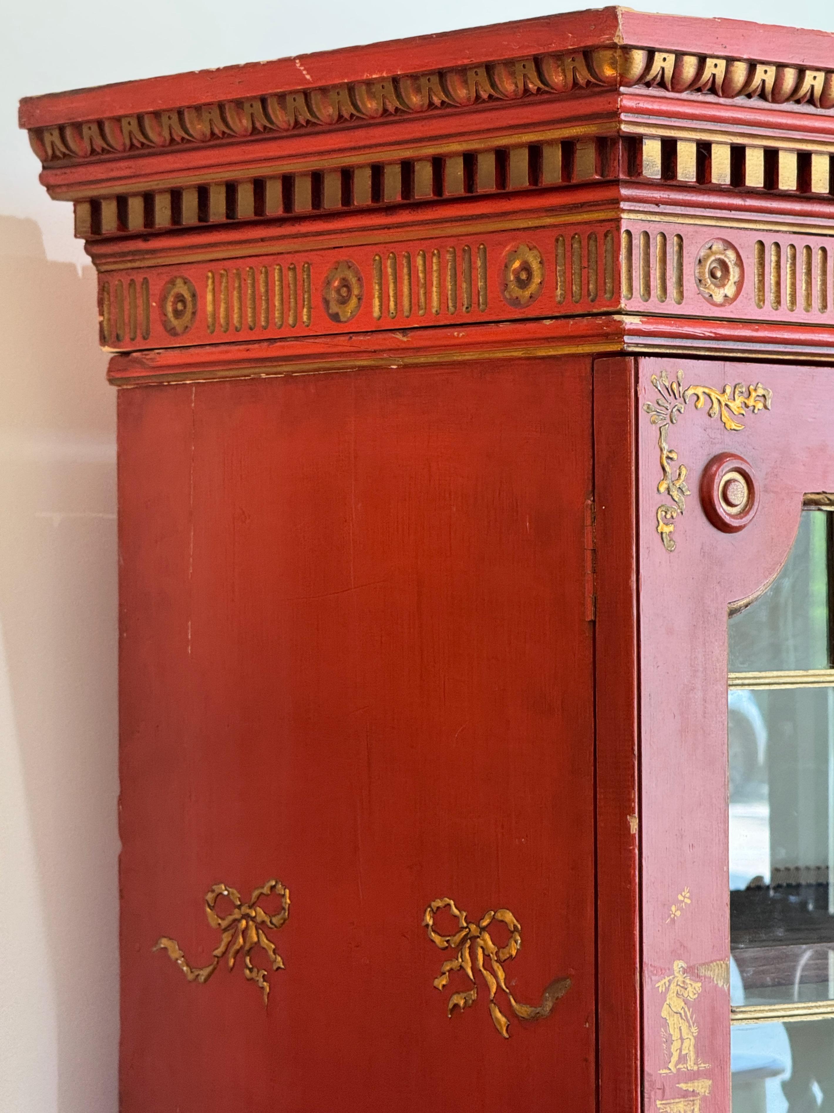 Armoires-bibliothèques Chinoiserie Ecarlate du milieu du 20ème siècle en vente 10