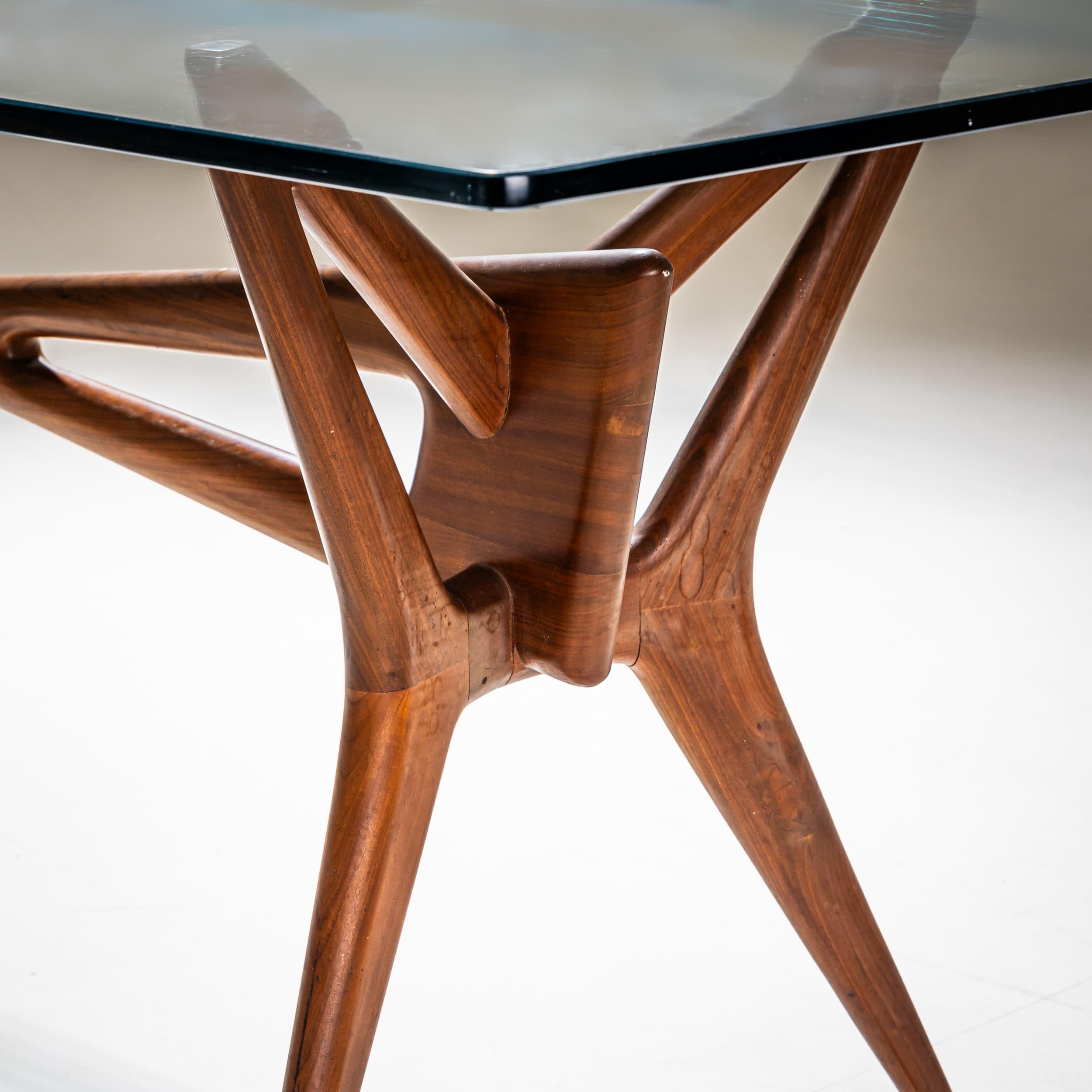 Mid-20th Century Sculptural Dining Table, Italy For Sale 3