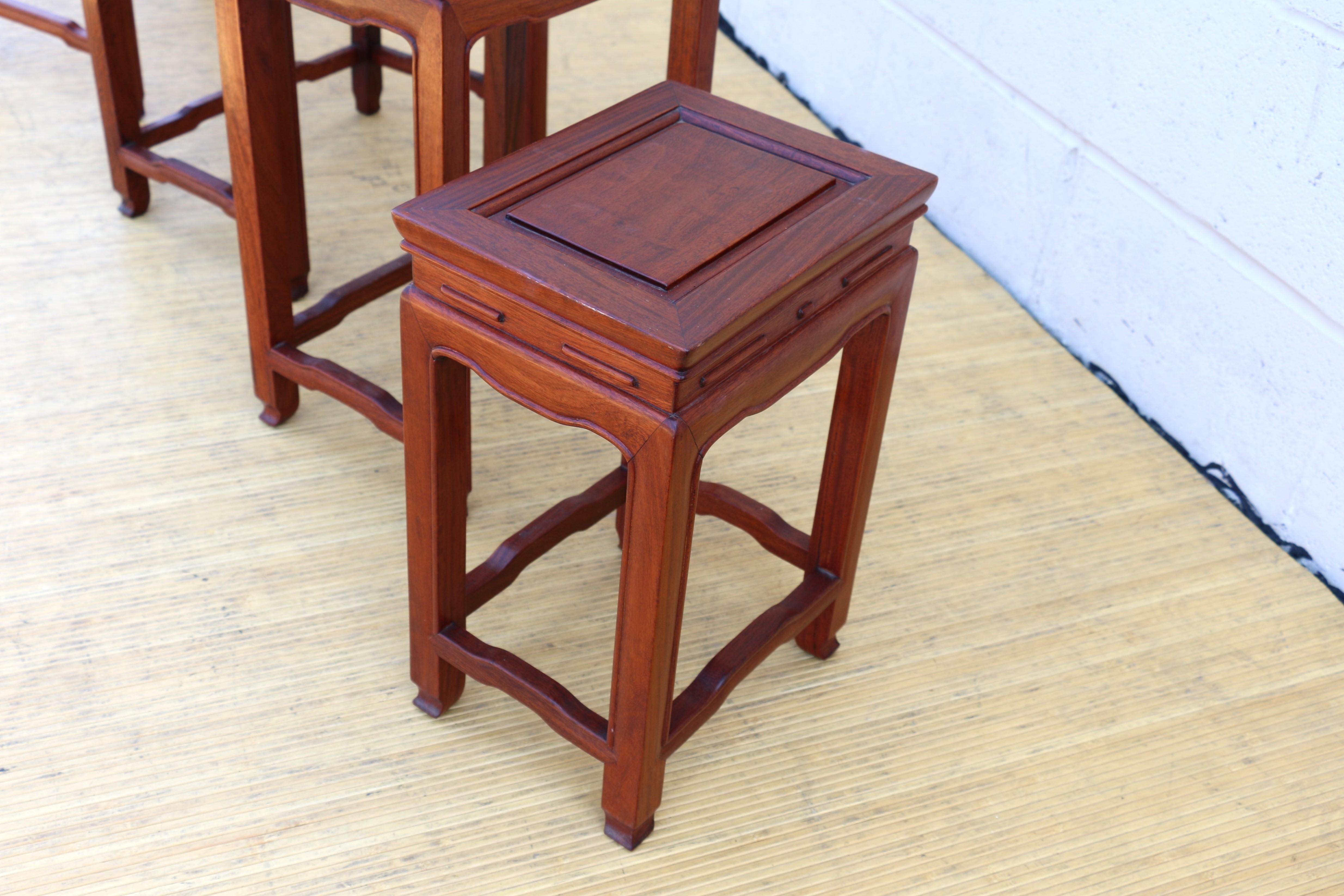 Mid 20th Century Set of Four Chinese Hong-Mu Nest of Tables for George Zee & CO. For Sale 5