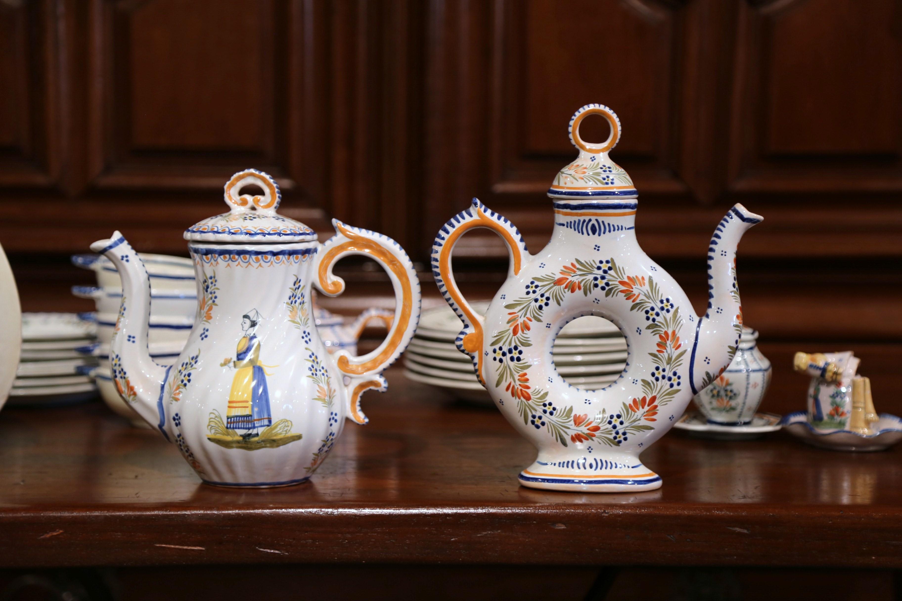 Mid-20th Century Set of Hand-Painted Henriot Quimper Dishes 4