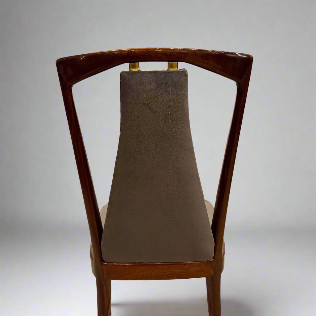 Mid-20th Century Set of Six Dining Chairs by Osvaldo Borsani For Sale 3