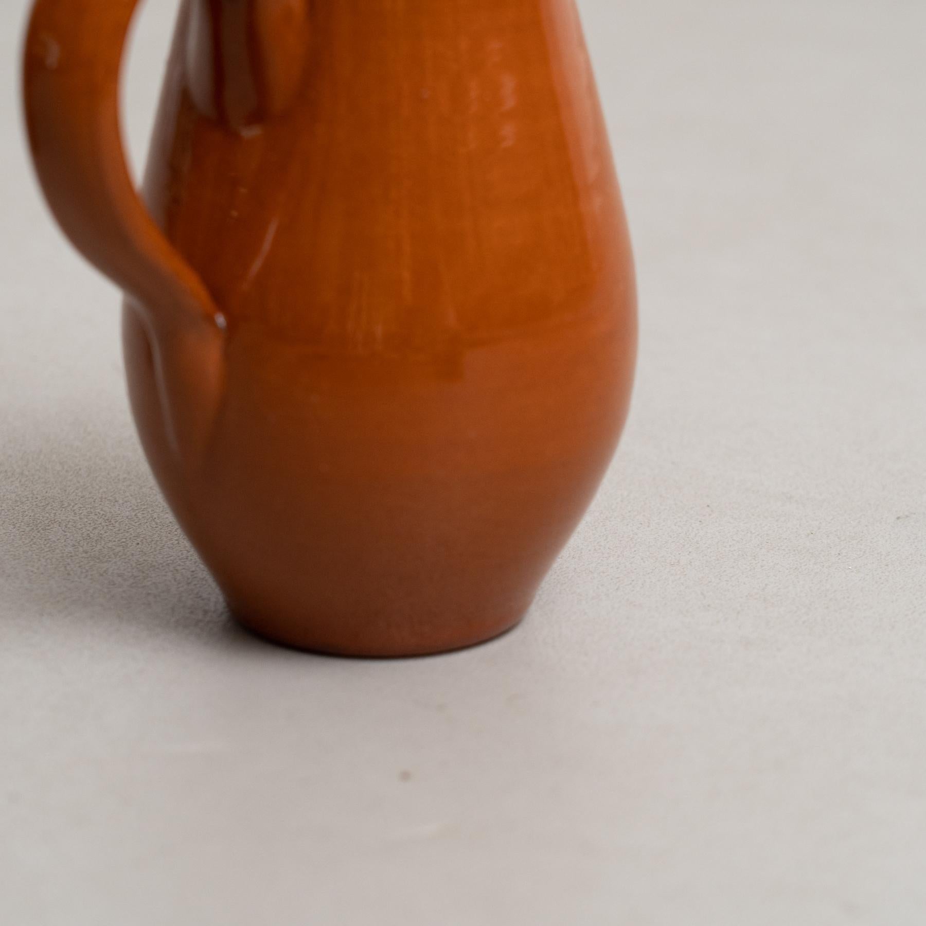 Ensemble de trois vases traditionnels en céramique espagnole du milieu du 20e siècle en vente 2