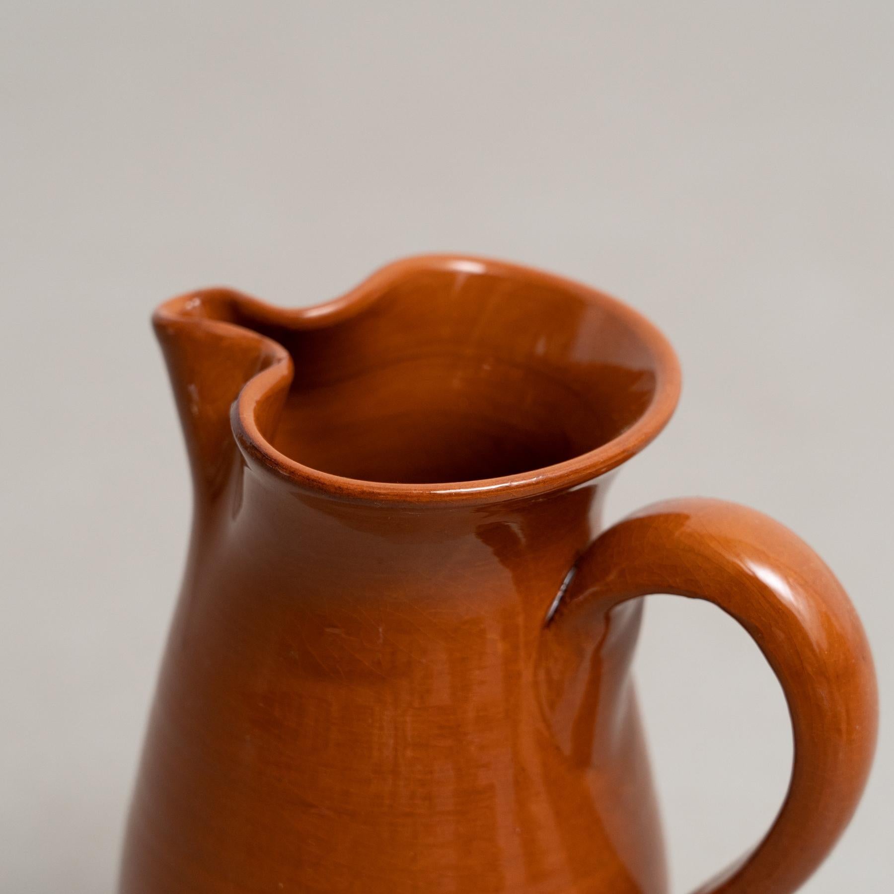 Ensemble de deux vases traditionnels en céramique espagnole du milieu du 20e siècle en vente 5
