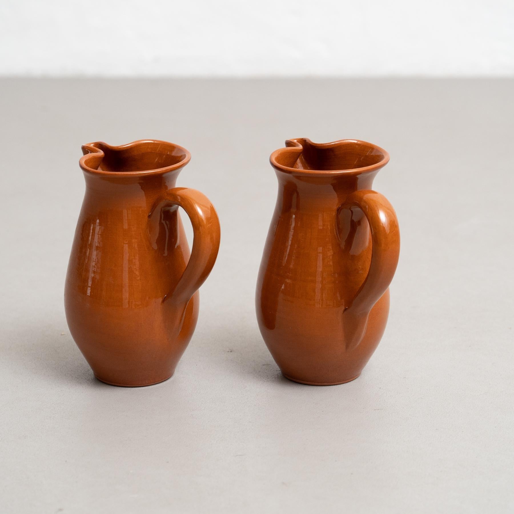 Mid 20th Century Set of Two Traditional Spanish Ceramic Vases For Sale 2