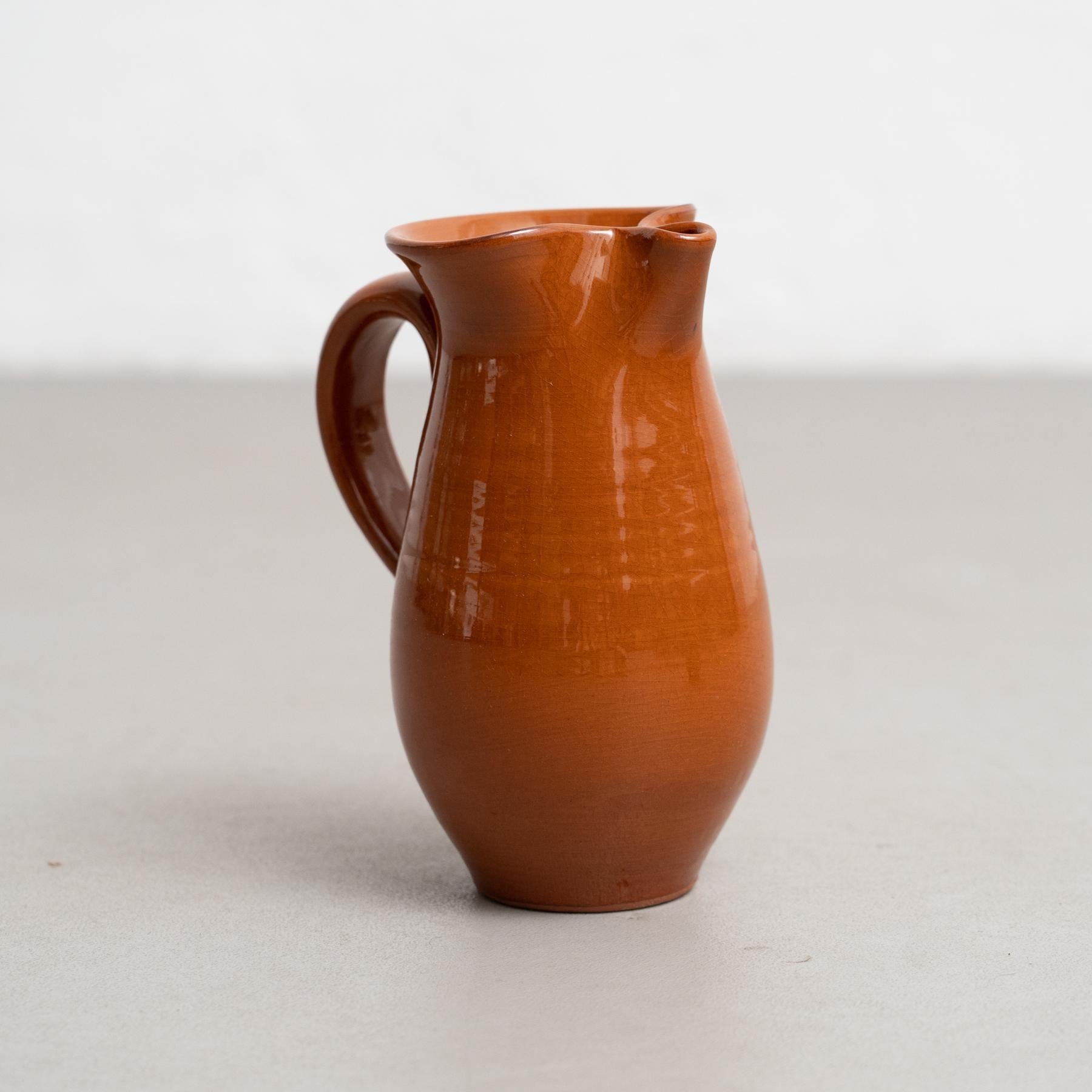Ensemble de deux vases traditionnels en céramique espagnole du milieu du 20e siècle en vente 1