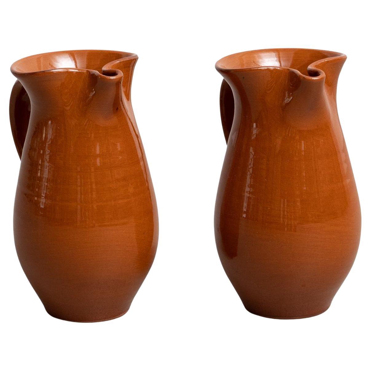 Ensemble de deux vases traditionnels en céramique espagnole du milieu du 20e siècle en vente