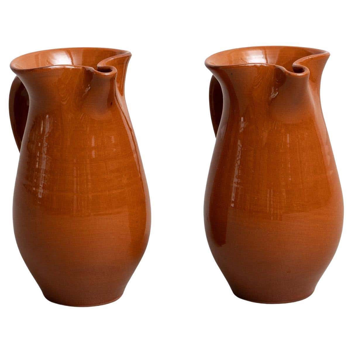Juego de dos jarrones de cerámica tradicional española de mediados del siglo XX