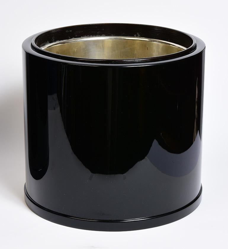 Mid-20th Century, Showa, A Pair of Japanese Pots (Hibachi) with Black Lacquer 5