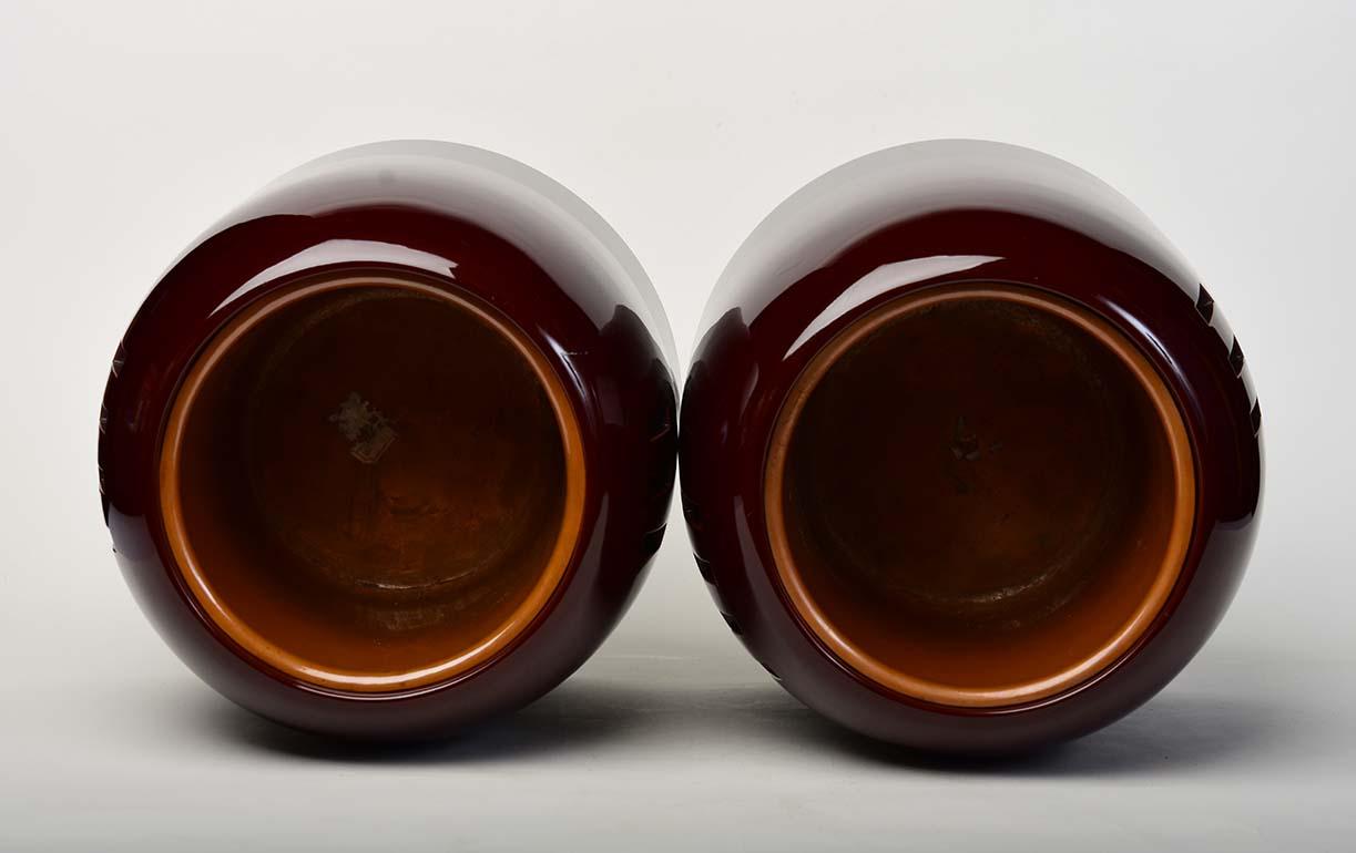 Mid-20th Century, Showa, a Pair of Japanese Lacquered Pots 'Hibachi' For Sale 6