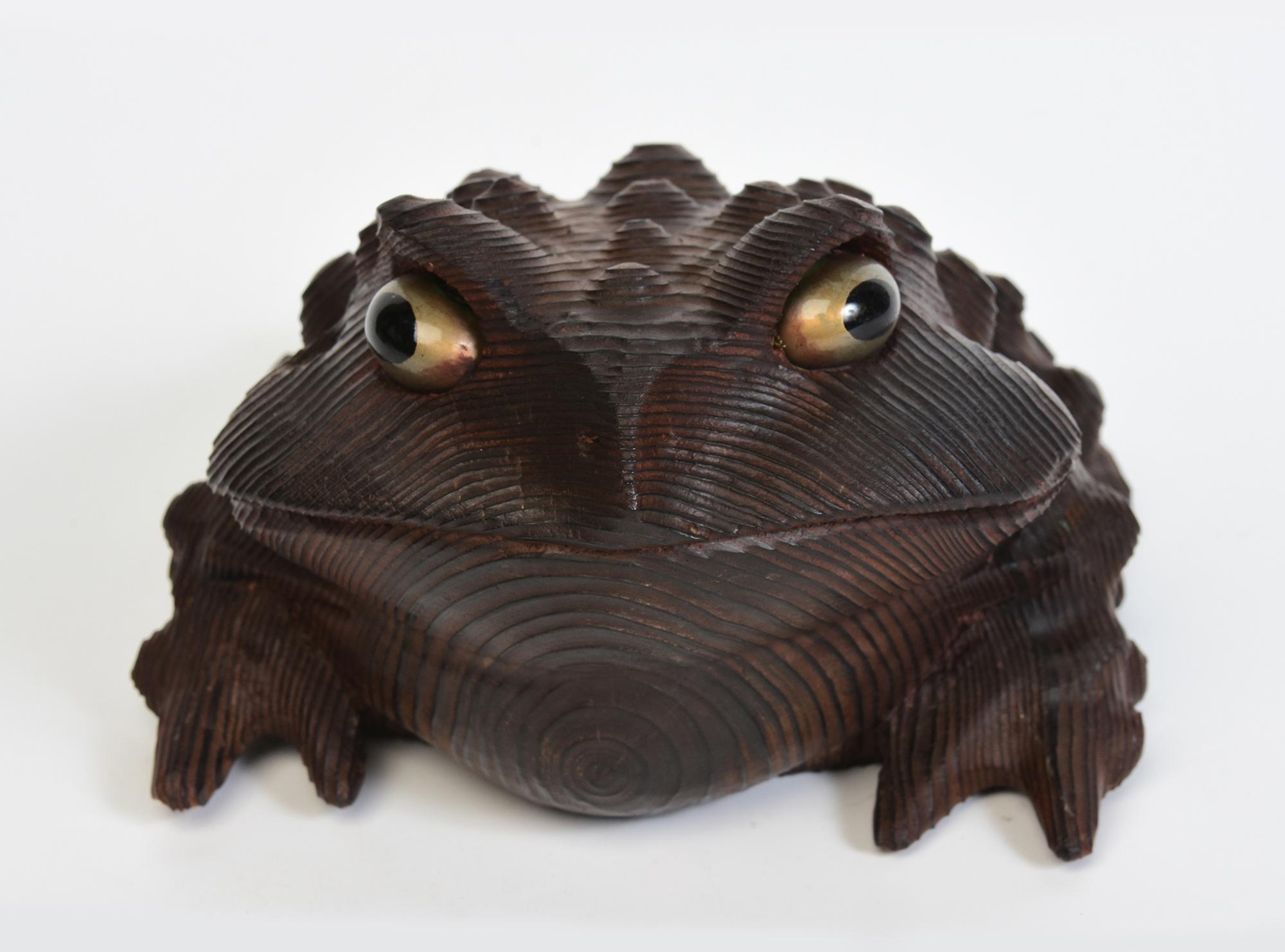 Mid-20th Century, Showa, Japanese Keyaki Wood Frog / Toad For Sale 8