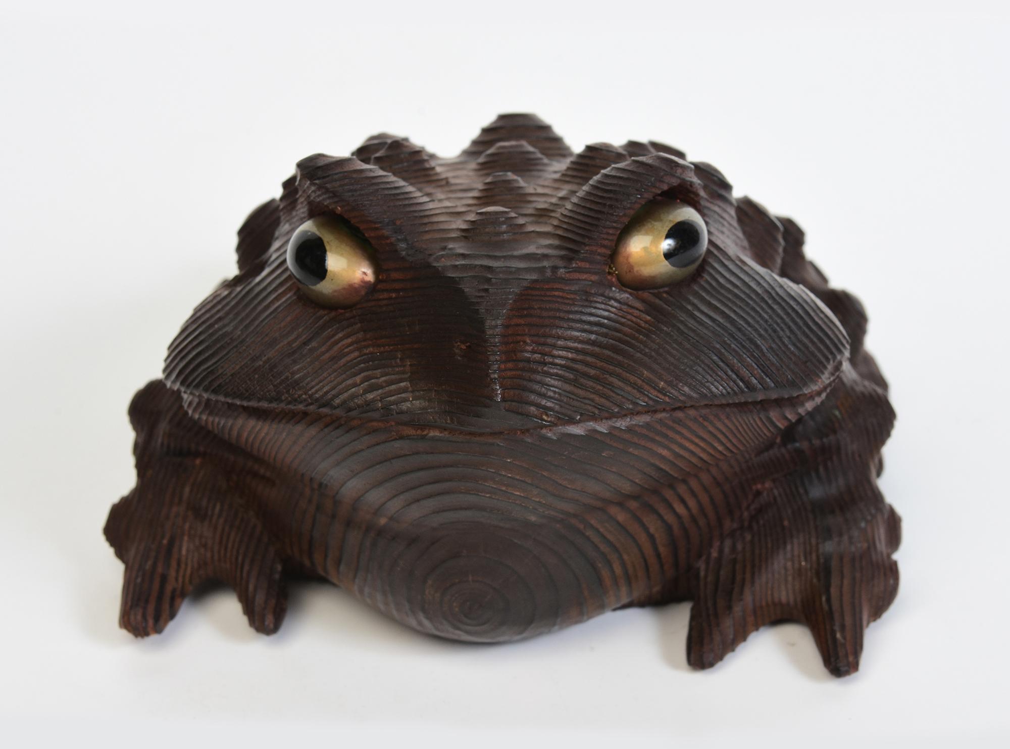 Mid-20th Century, Showa, Japanese Keyaki Wood Frog / Toad For Sale 5