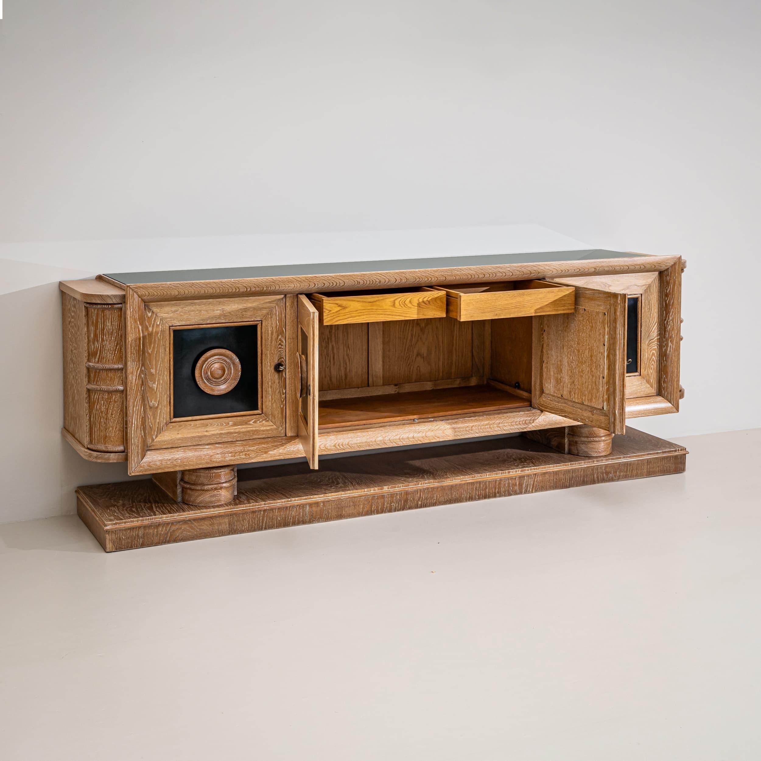 Pelle Credenza della metà del XX secolo di Audoux & Minnet, Francia in vendita