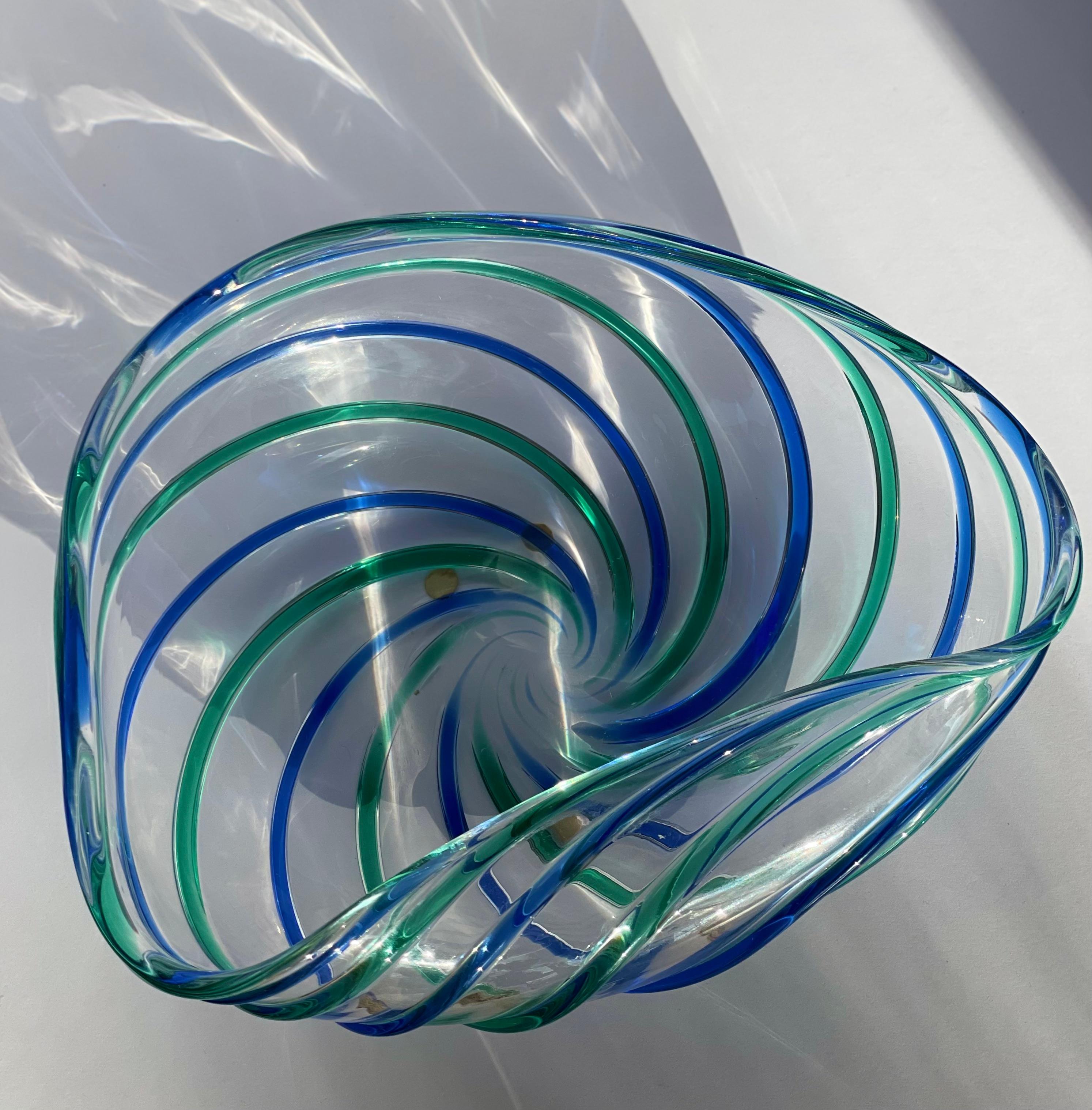 Metà del XX secolo firmato Archimide Seguso  Ciotola in vetro artistico di Murano in vendita 4