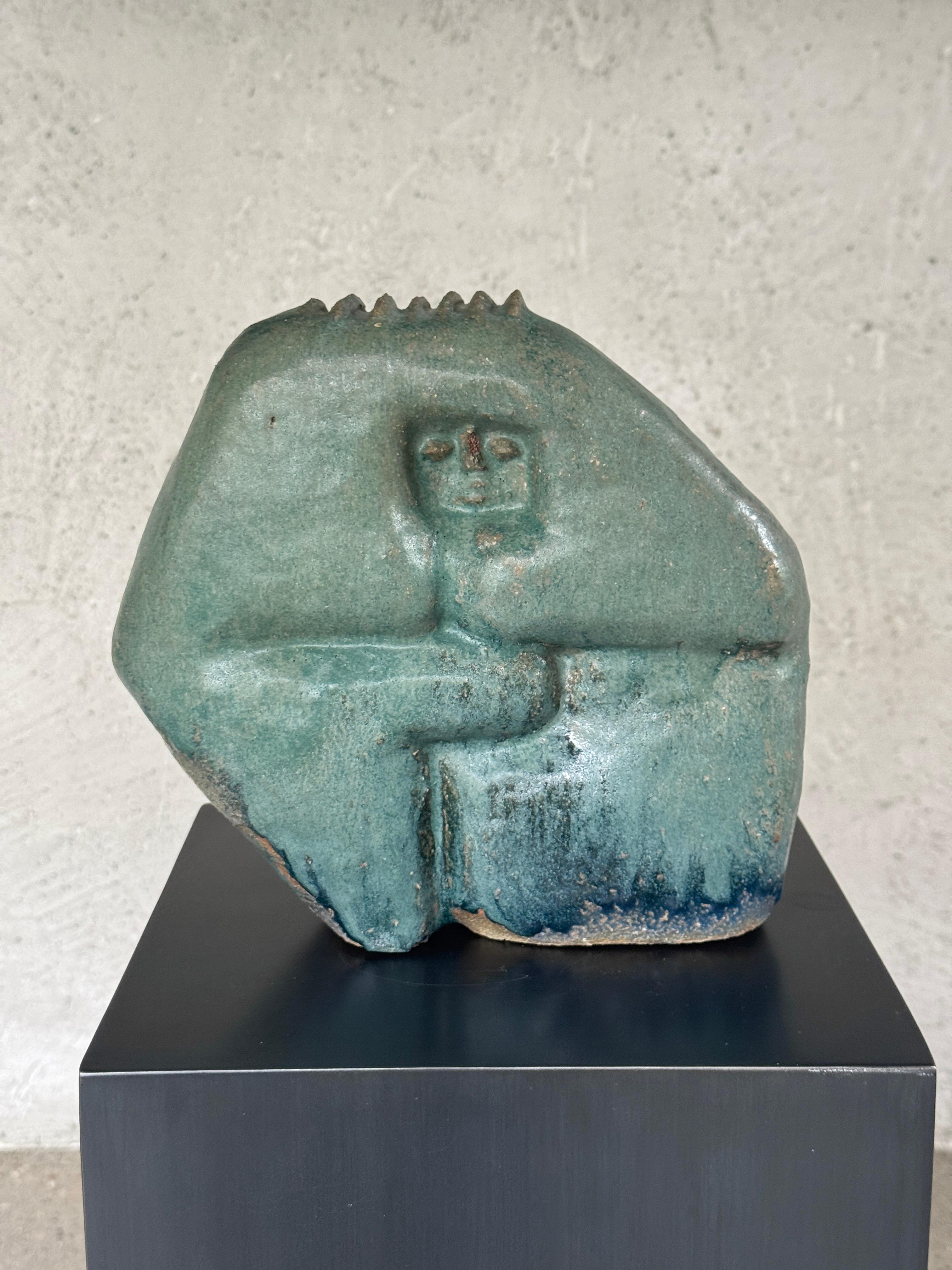 Céramique française du milieu du XXe siècle signée Adrée et Michel Hirlet.

Le parcours artistique d'Andrée et Michel Hirlet est né d'une complicité indéfectible et d'une vocation commune pour la céramique, ils exercent ensemble à Paris depuis le