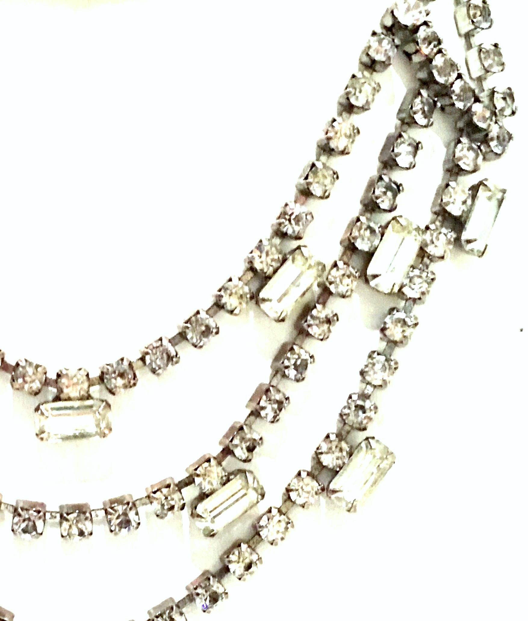 Mid-20th Century Silver & Austrian Crystal Triple Strand Choker Style Necklace im Angebot 2