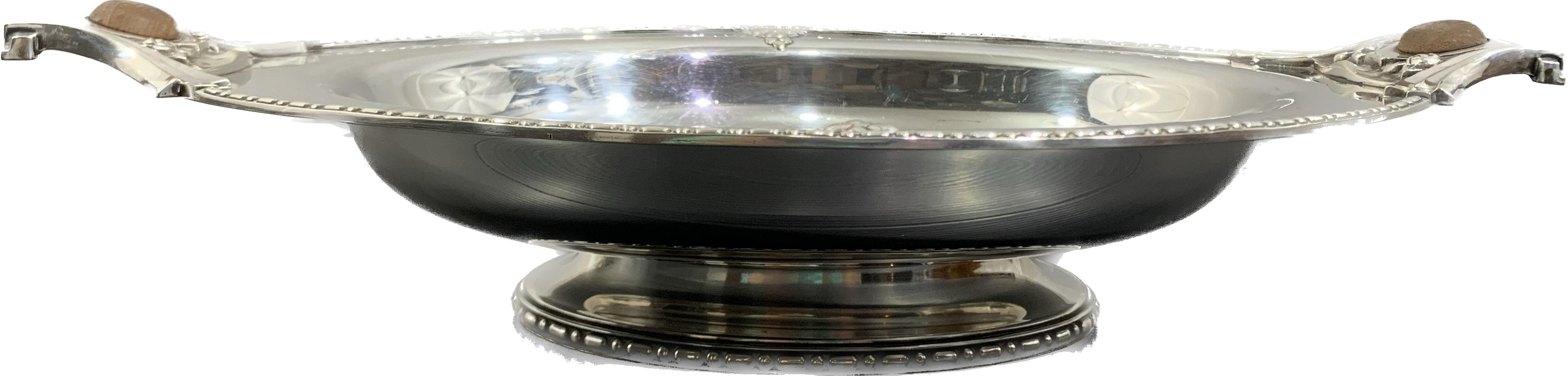 Vaso placcato in argento della metà del XX secolo con timbro Roux Marquiand In condizioni buone in vendita a Beirut, LB