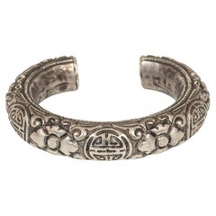 Mid-20th Century Silver Repoussé Bracelet, China