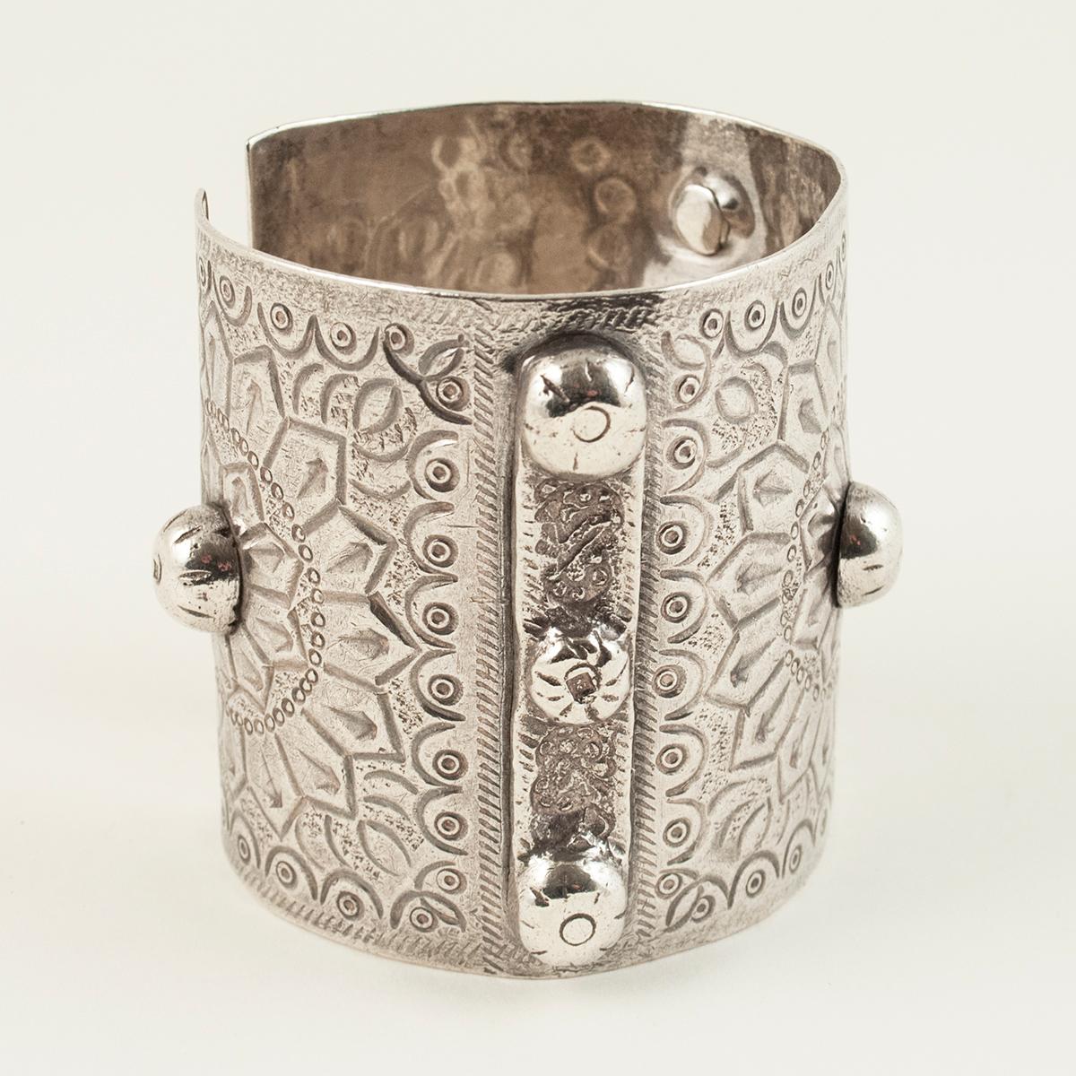 Hand-Crafted Mid-20th Century Silver Tribal Cuff, Berber People, Siwa Oasis, Egypt