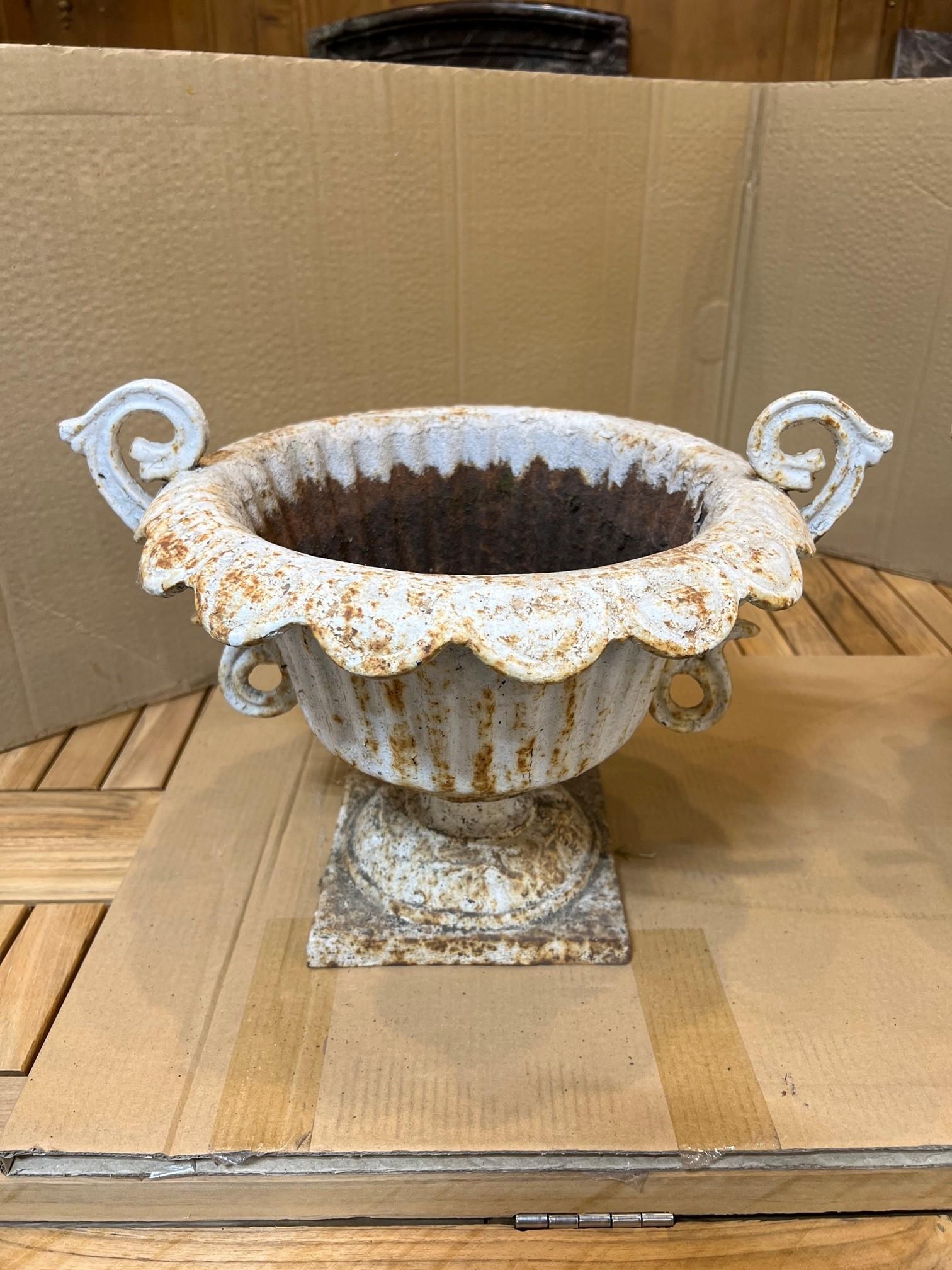 Mid-20th Century Small Pair of Cast Iron Fluted Urns with Decorative Handles In Good Condition For Sale In Stamford, CT