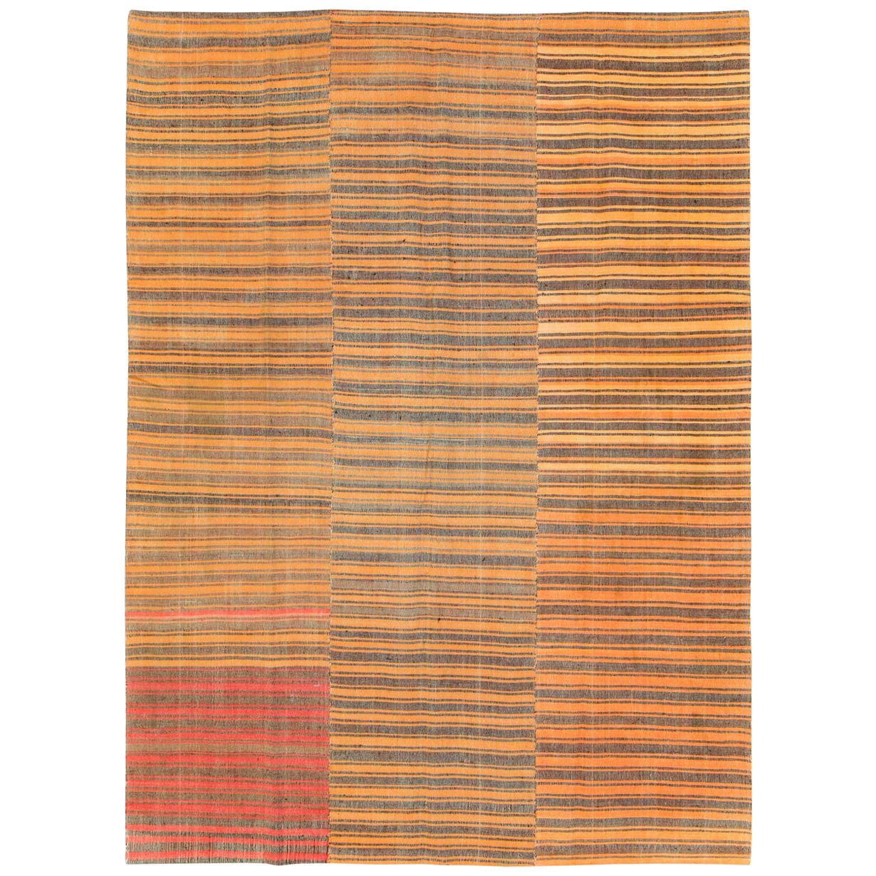 Mid-20th Century Small Room Size Turkish Flat-Weave Kilim Accent Rug in Orange