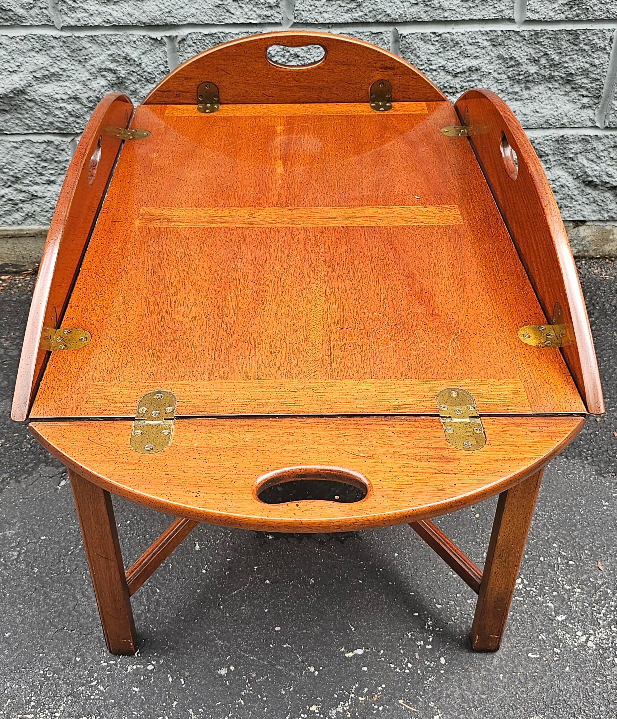 Mid 20th Century Solid Mahogany Butler's Cocktail / Coffee Table In Good Condition In Germantown, MD