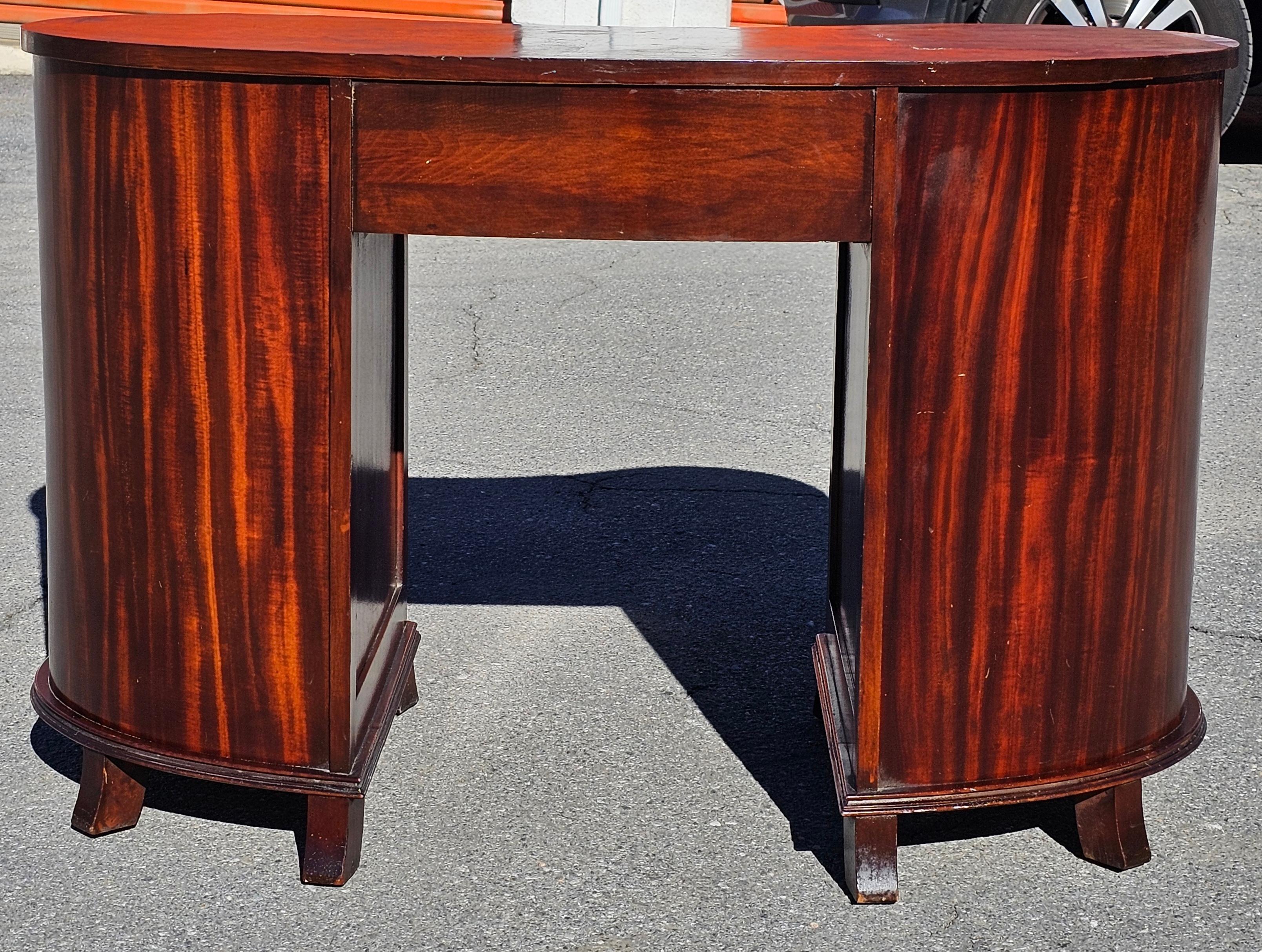 American Mid 20th Century Solid Mahogany  Federal Kidney Desk For Sale