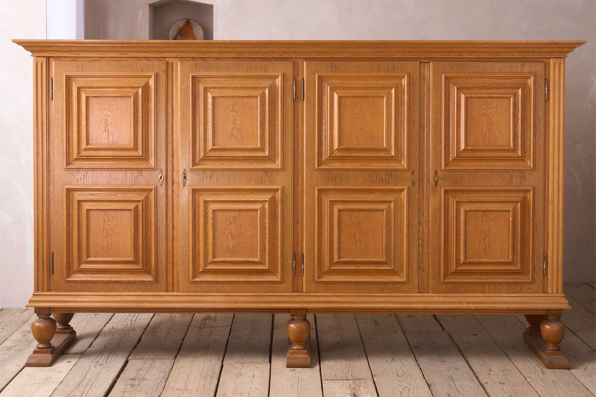 Mid 20th century Solid oak Brutalist sideboard In Excellent Condition For Sale In Malton, GB