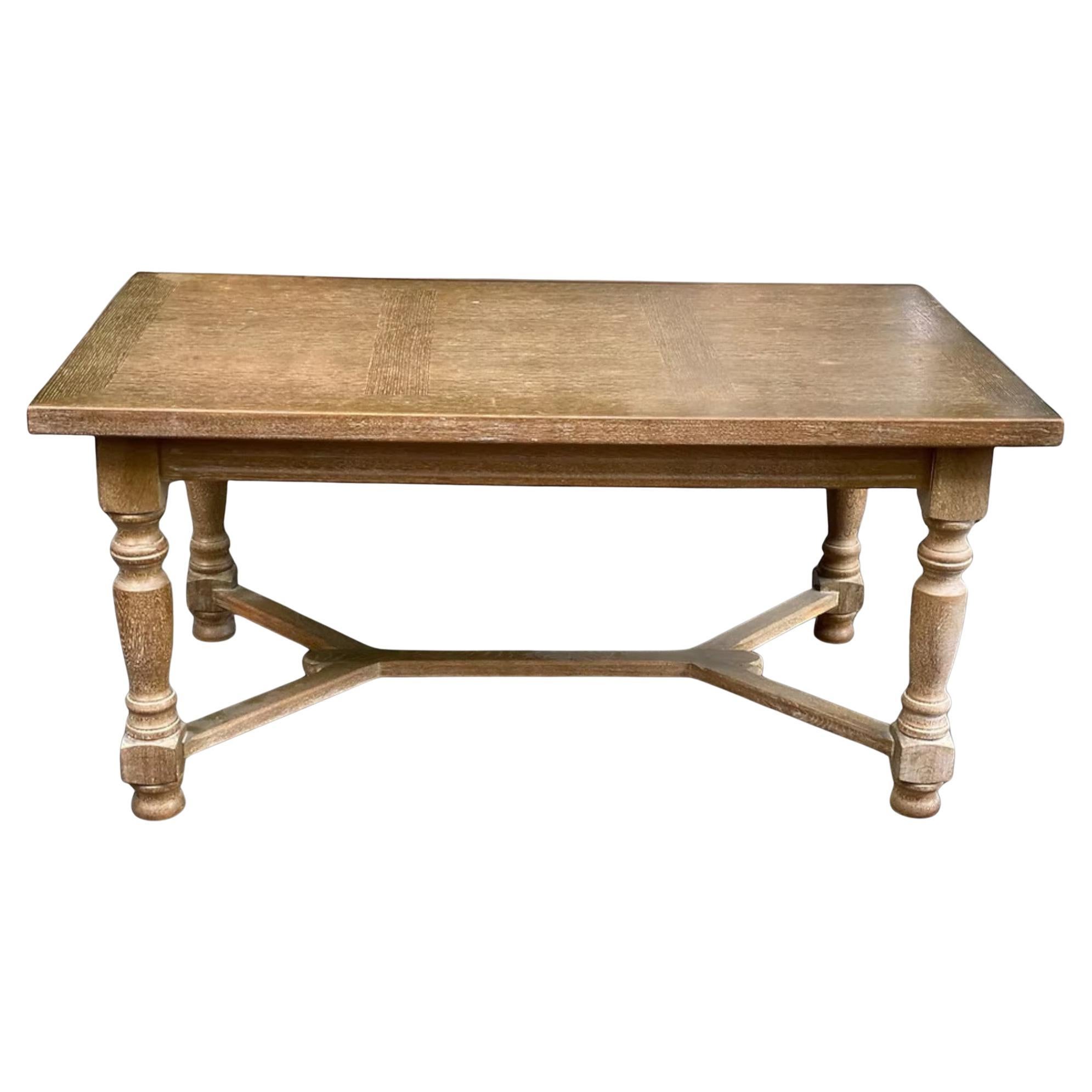 Metà del XX secolo  Oak massiccio  Francia in vendita