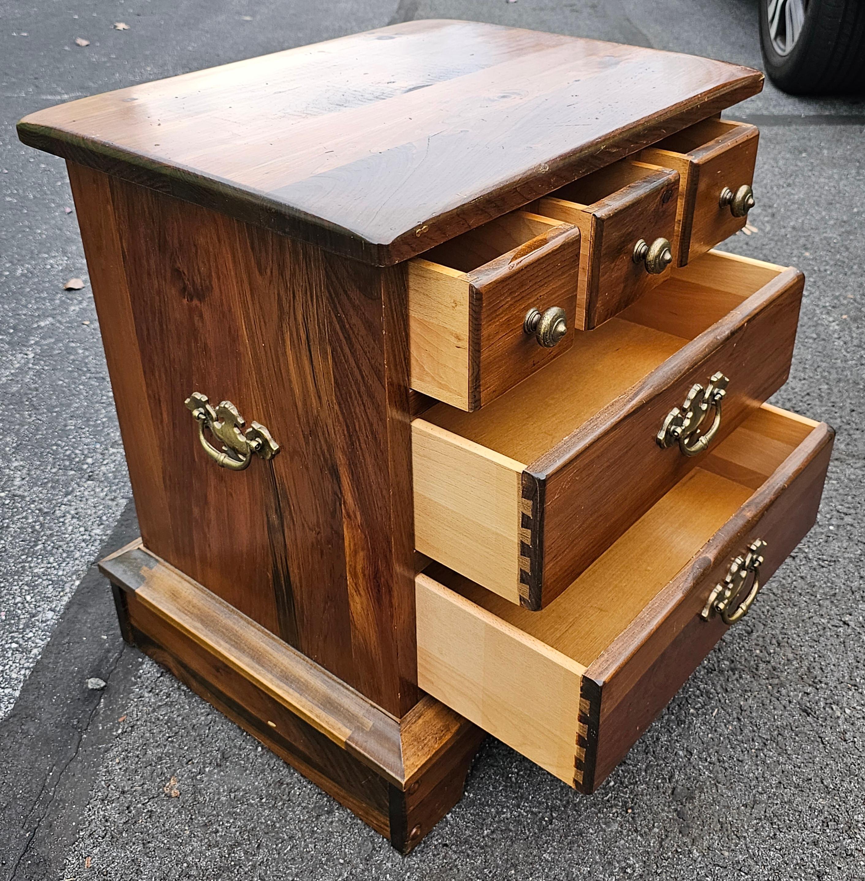 Mid-20th Century Solid Pine Five-Drawer Bed Side Table Nighstand For Sale 11