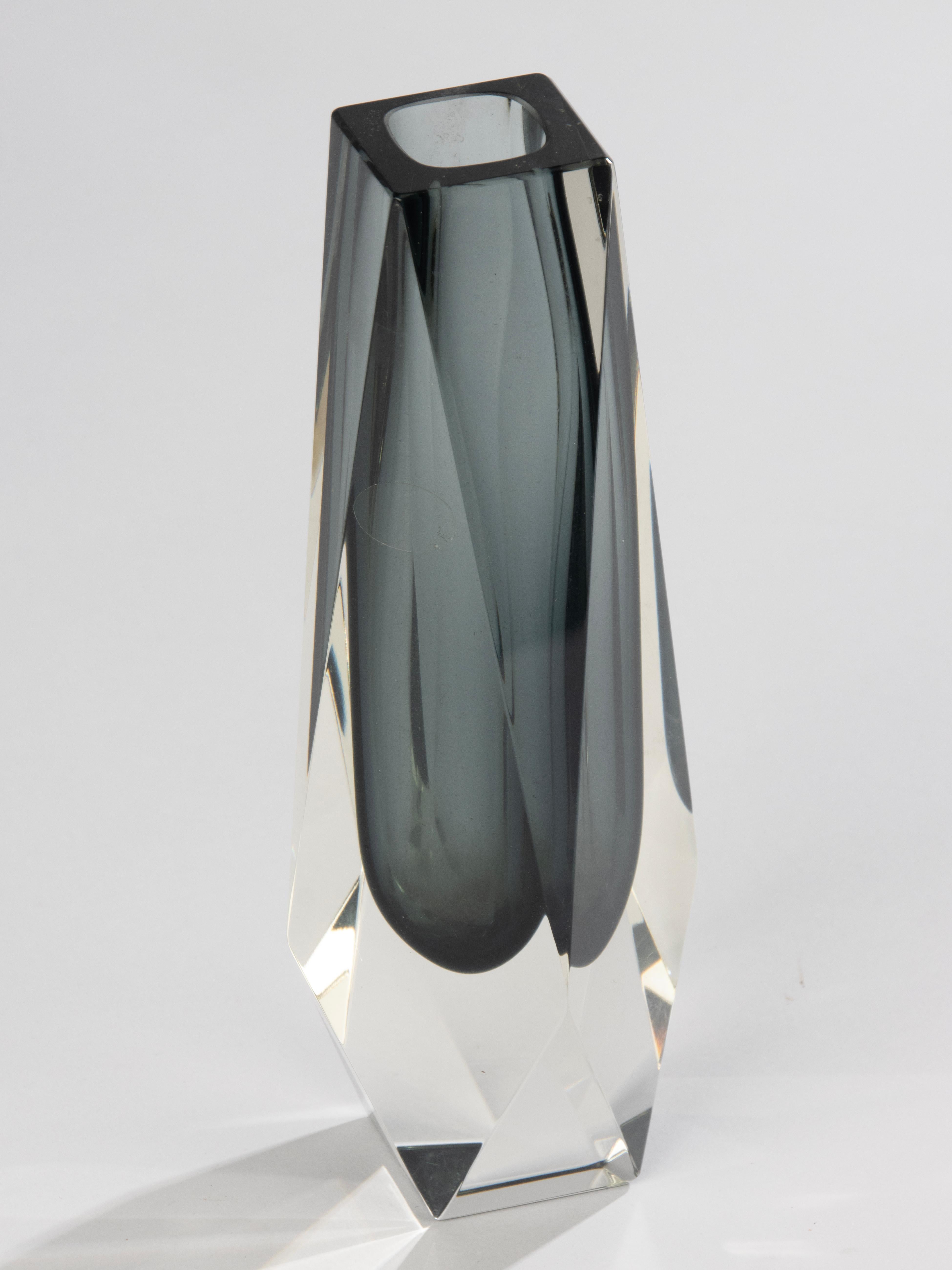 Metà XX secolo Vaso Sommerso della metà del XX secolo - Vetro di Murano - Forma geometrica in vendita