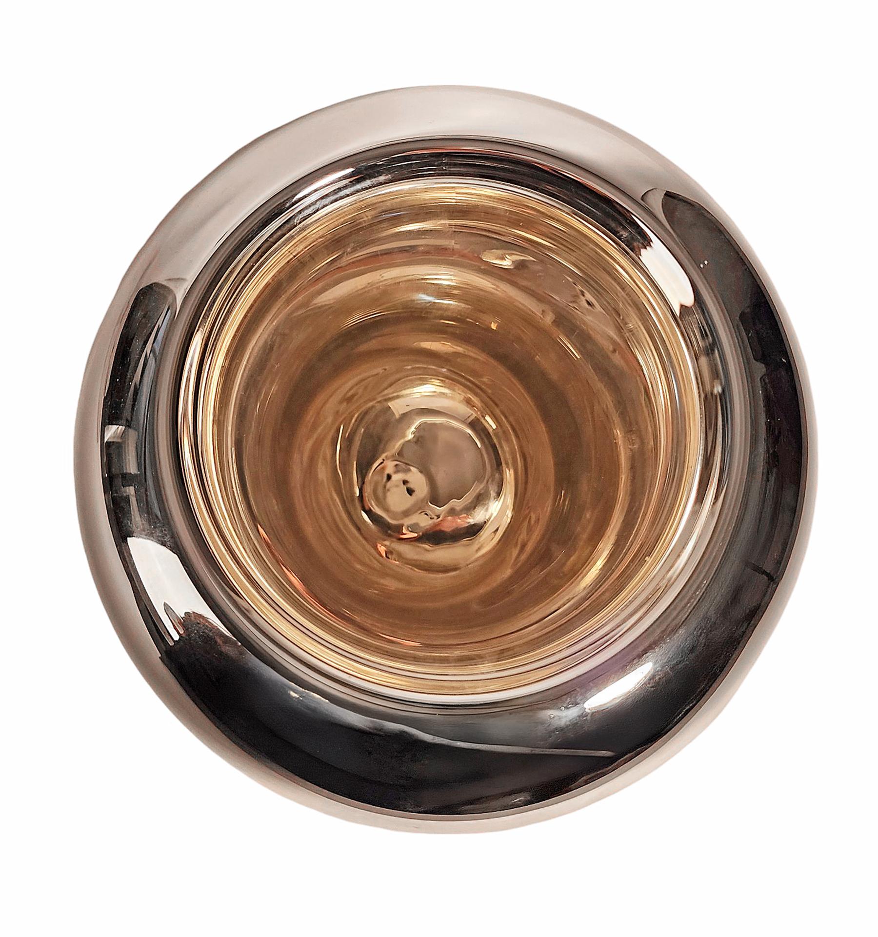 20ième siècle Vase sur pied en verre argenté réfléchissant moderne de l'ère spatiale du milieu du 20e siècle, Italie en vente