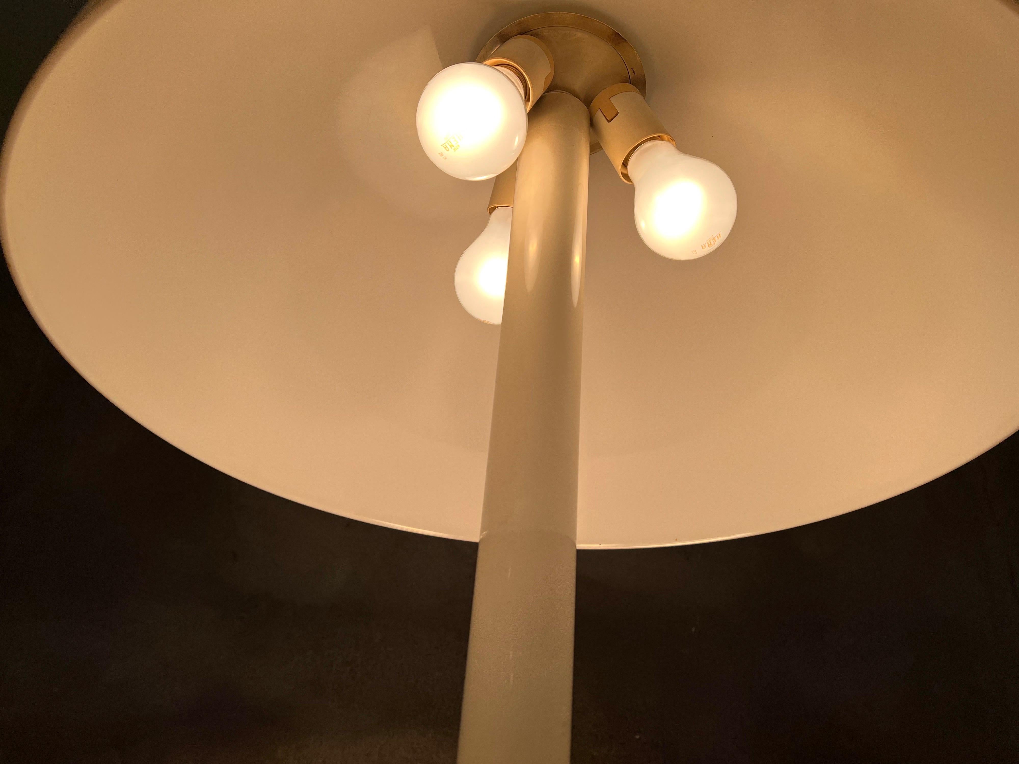 Mid-20th Century Space Age Mushroom Lamp In Good Condition In Hoogeveen, NL