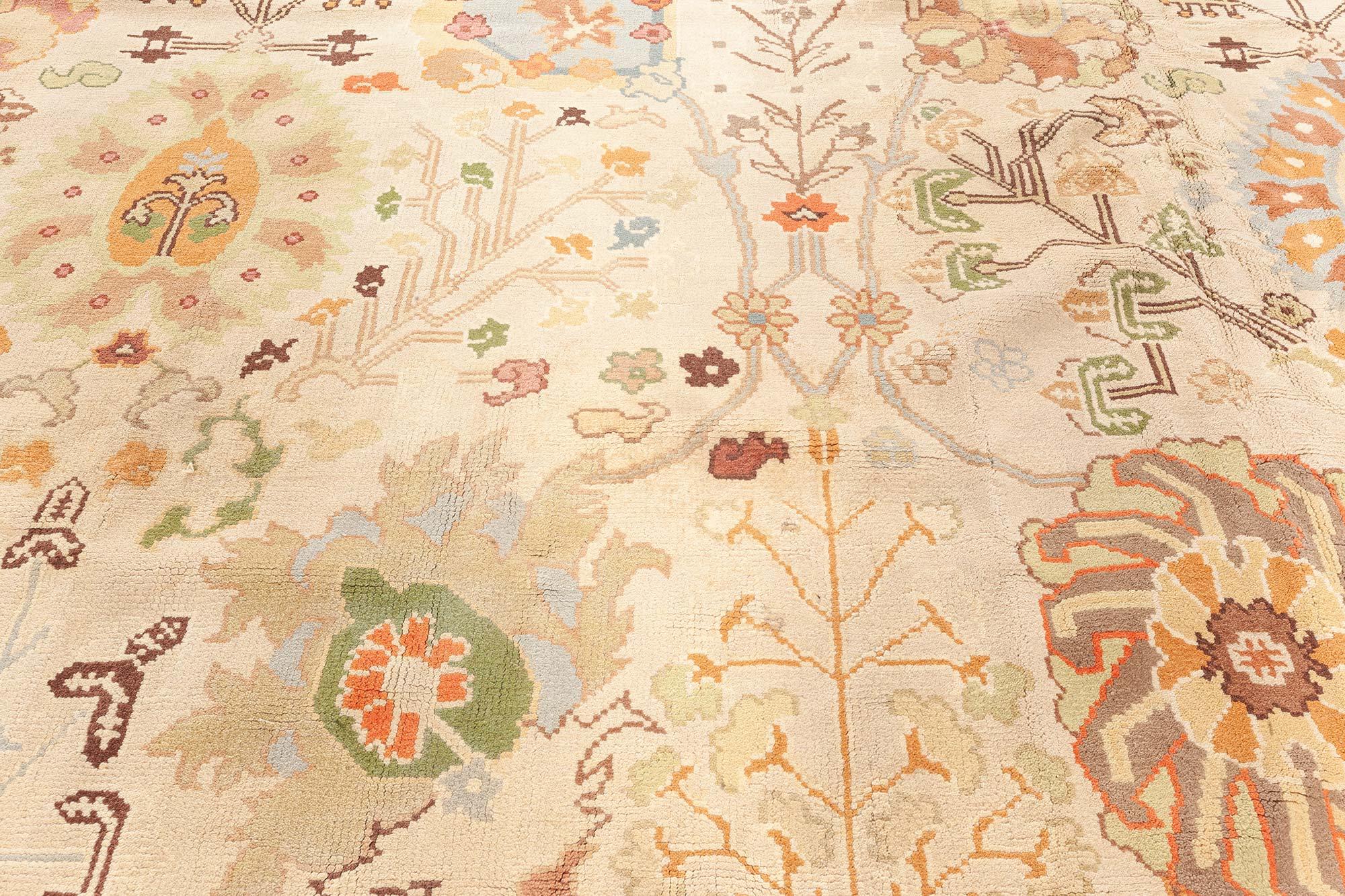 Hand-Knotted Mid-20th Century Spanish Rug For Sale