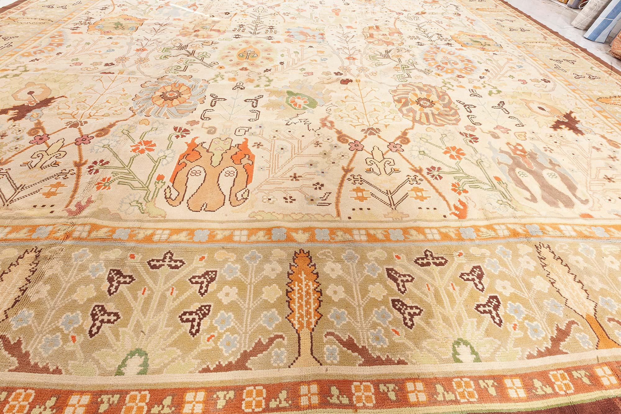 Wool Mid-20th Century Spanish Rug For Sale