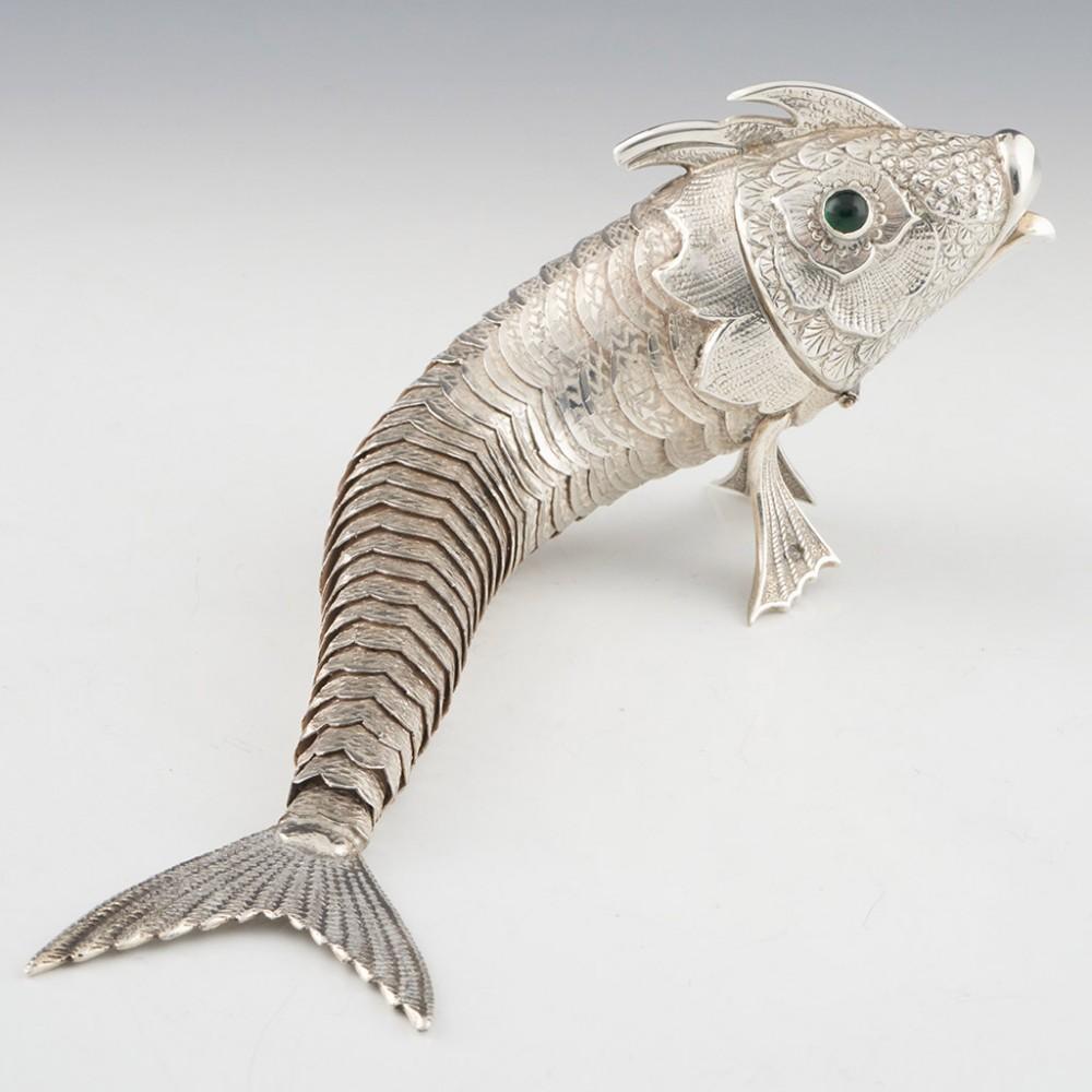 Mid 20th Century Spanish Silver Articulated Fish Sculpture In Good Condition In Tunbridge Wells, GB